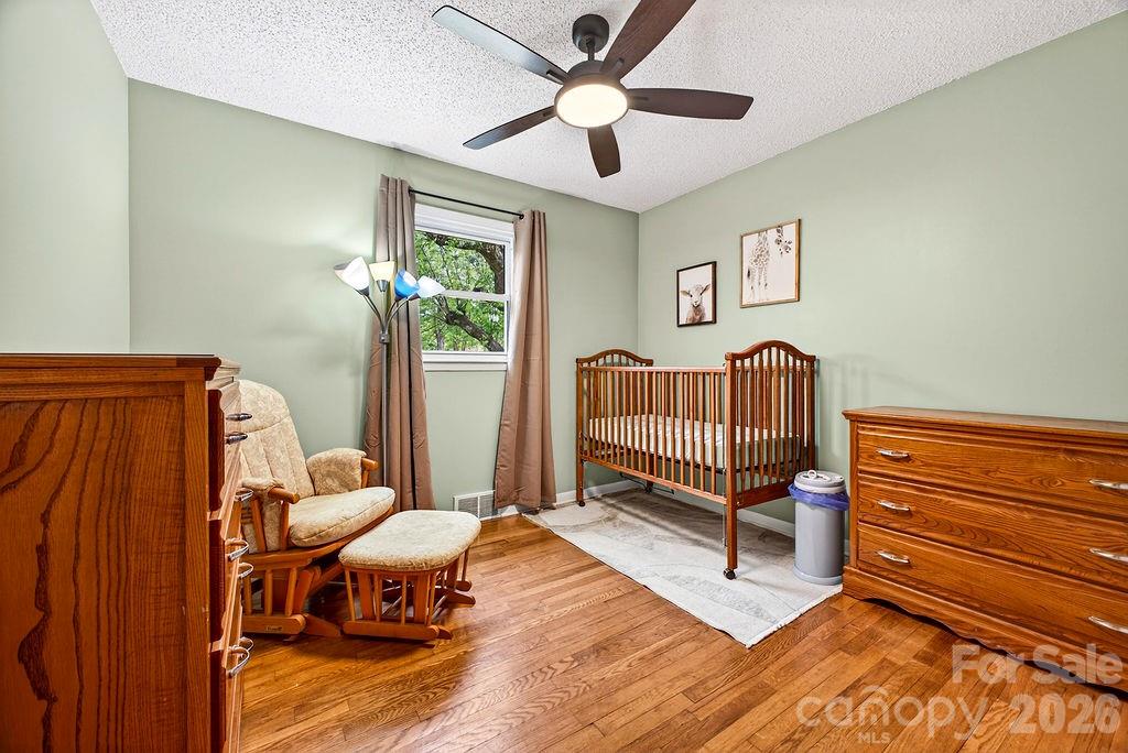 204 Oak Grove Road — East Flat Rock