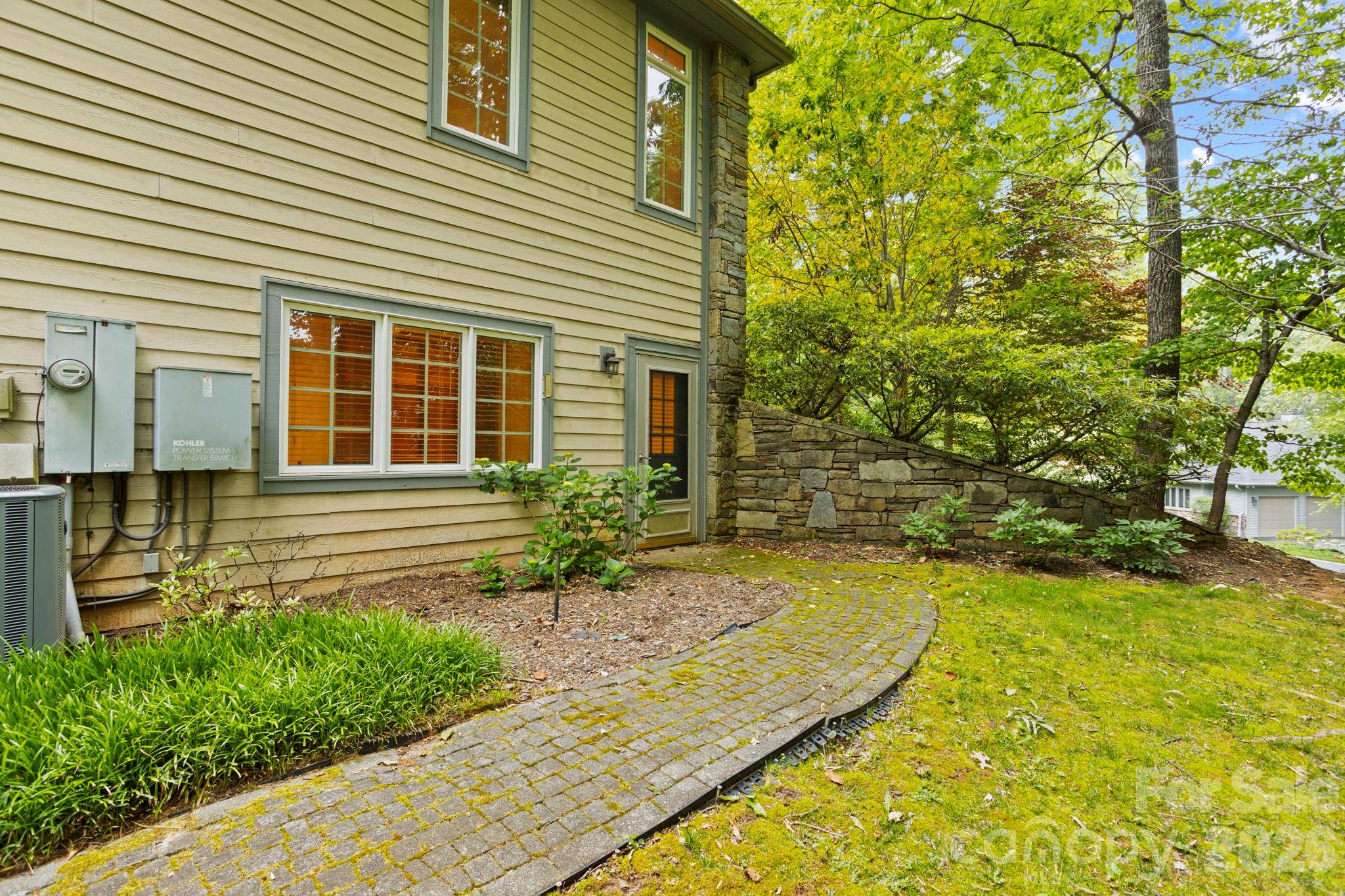 132 Berry Creek Drive — Flat Rock
