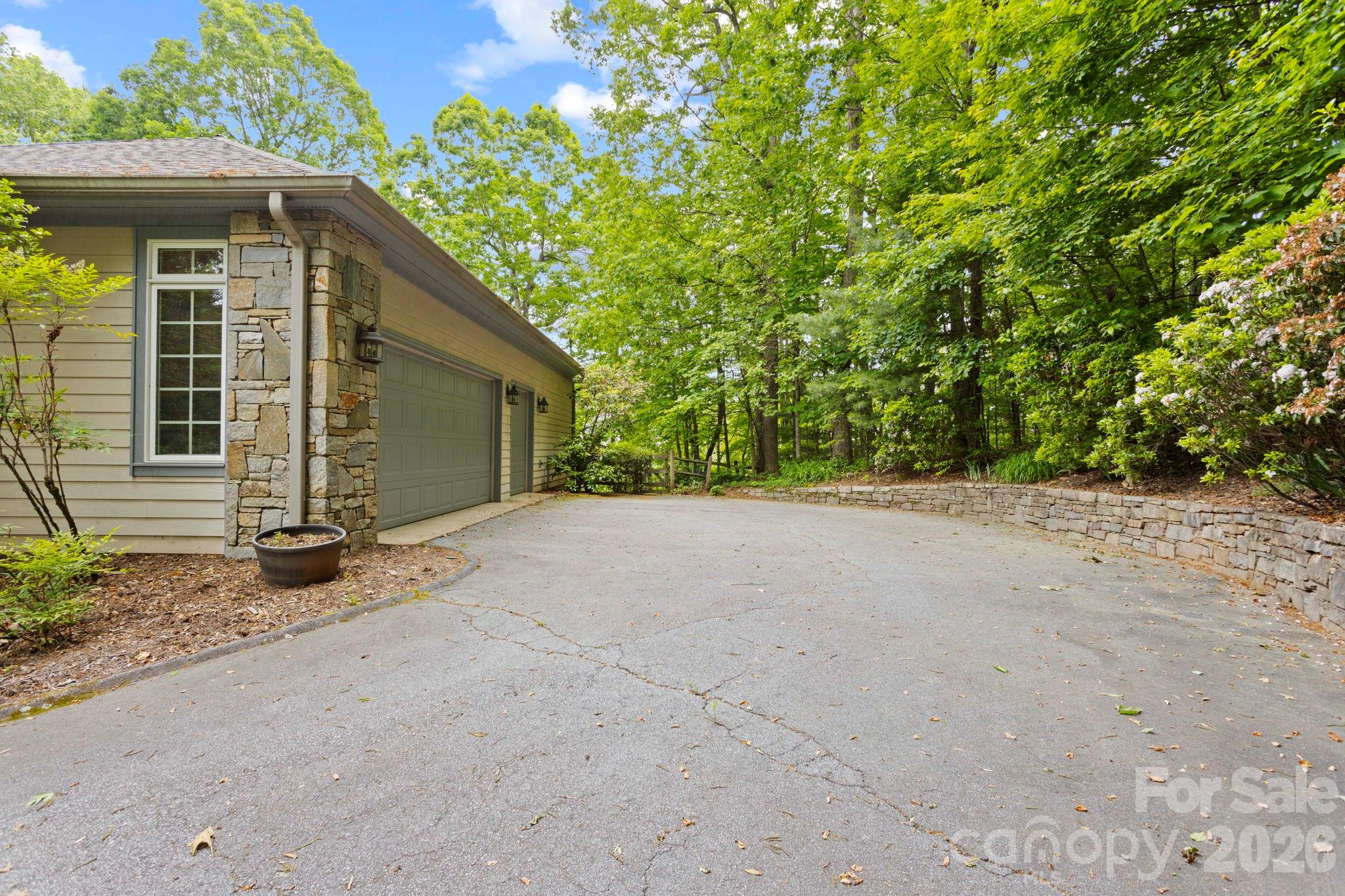 132 Berry Creek Drive — Flat Rock