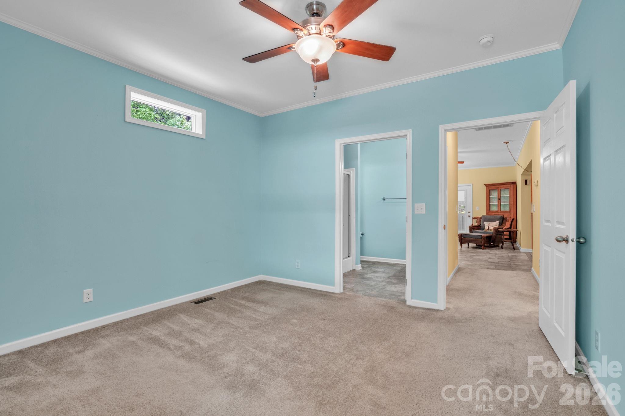 189 Friendly Circle — Saluda