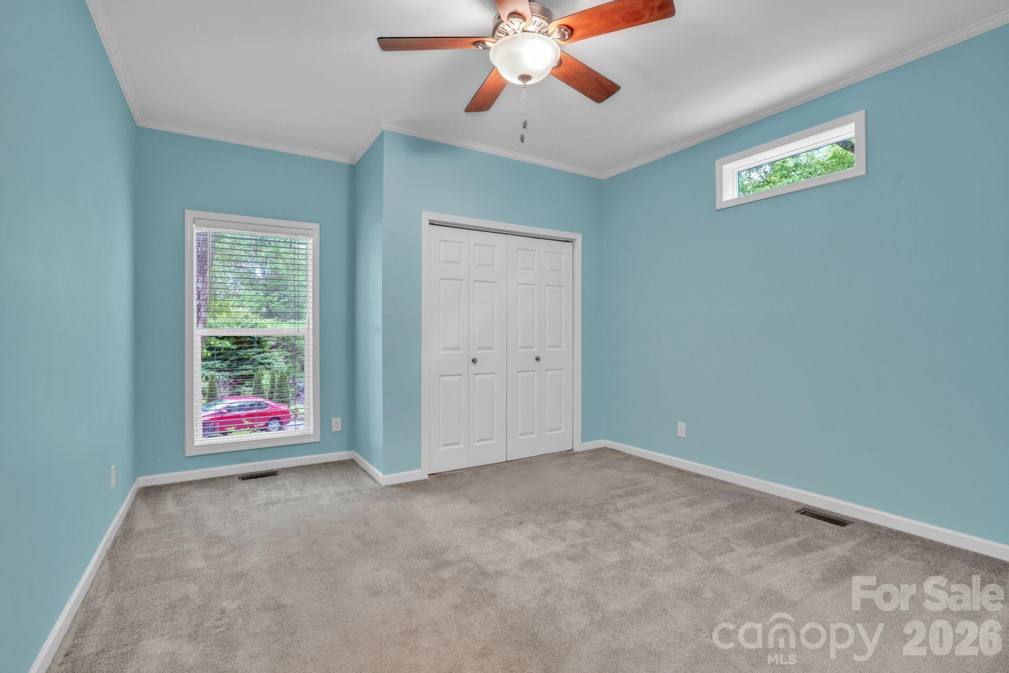 189 Friendly Circle — Saluda