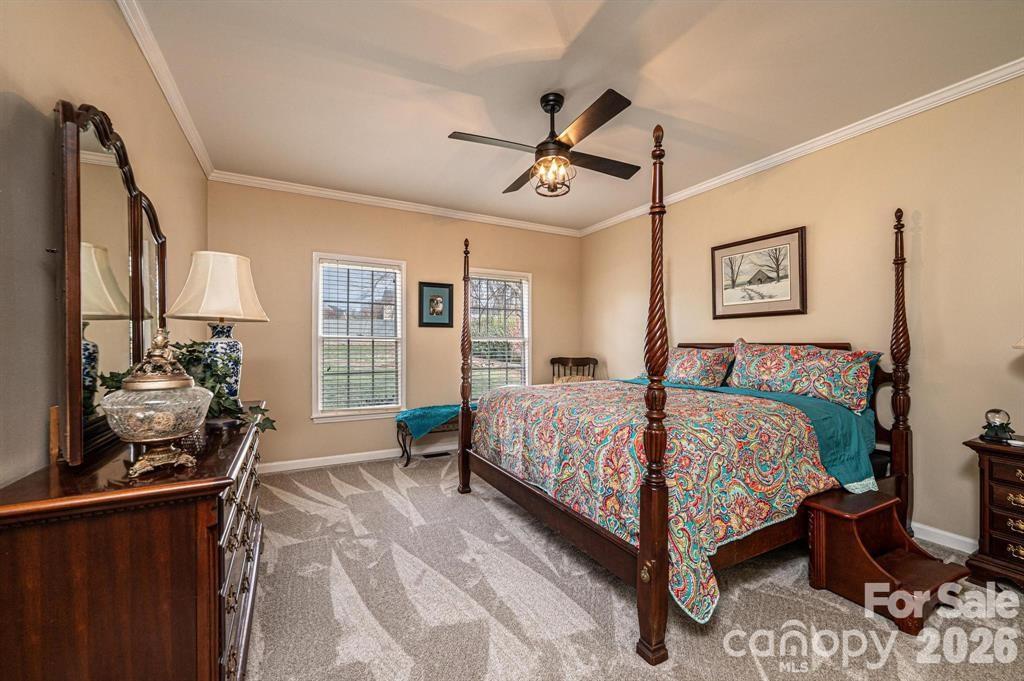 3992 Brickfield Street — Hickory