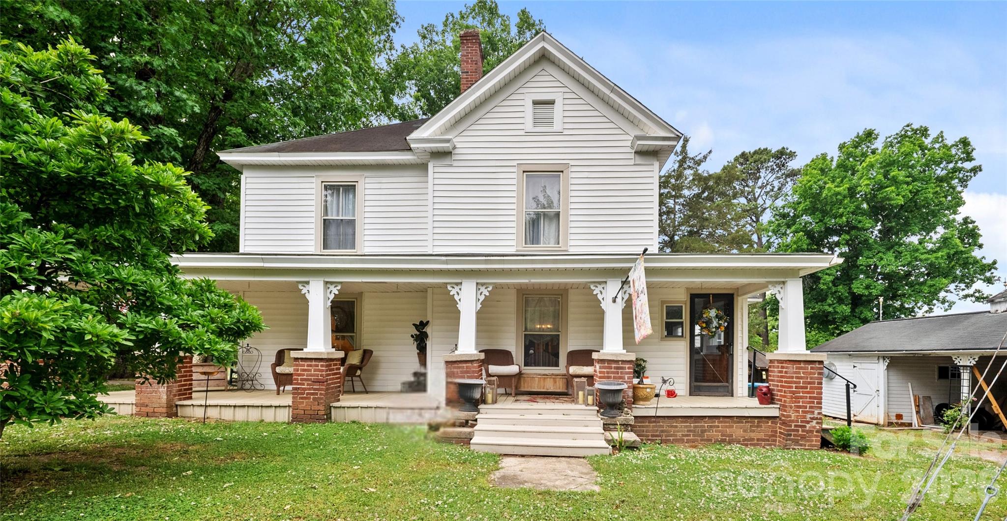 216 W 2nd Street — Denton