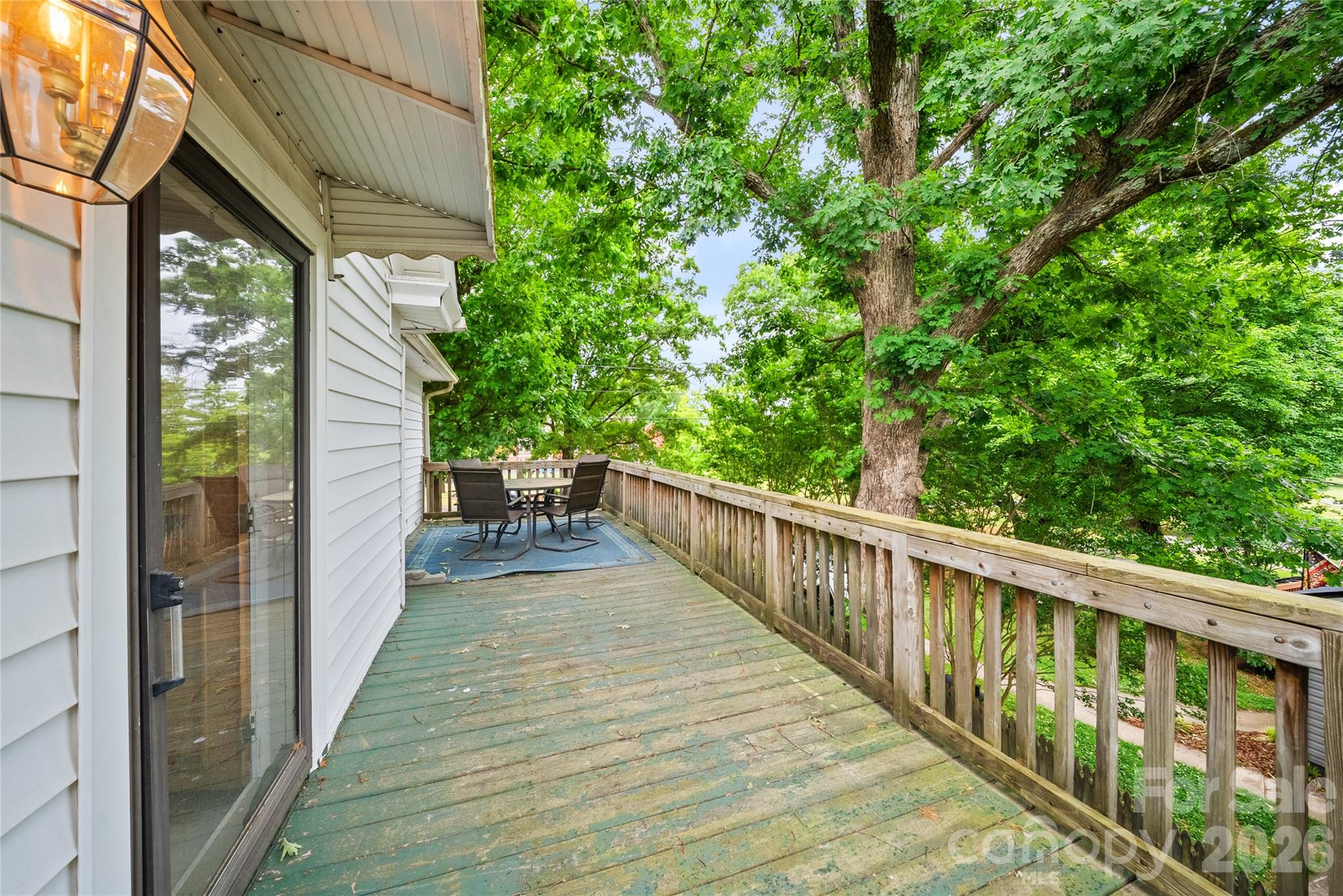 216 W 2nd Street — Denton