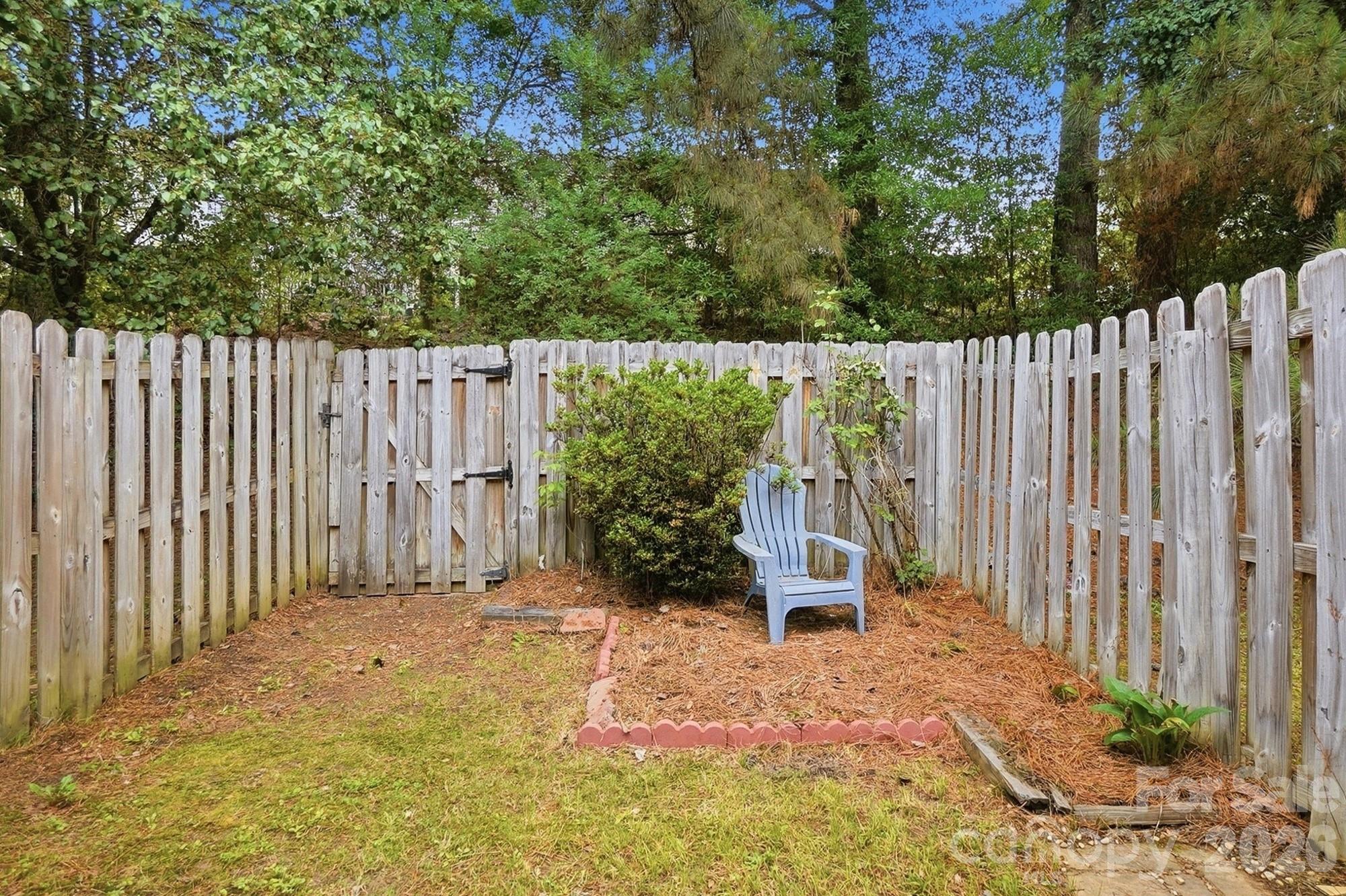 15536 Asterwind Court — Charlotte