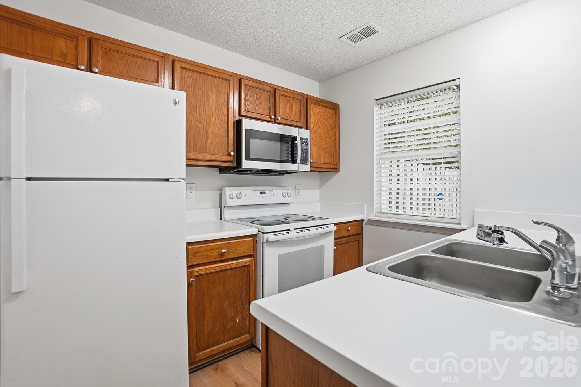 15536 Asterwind Court — Charlotte