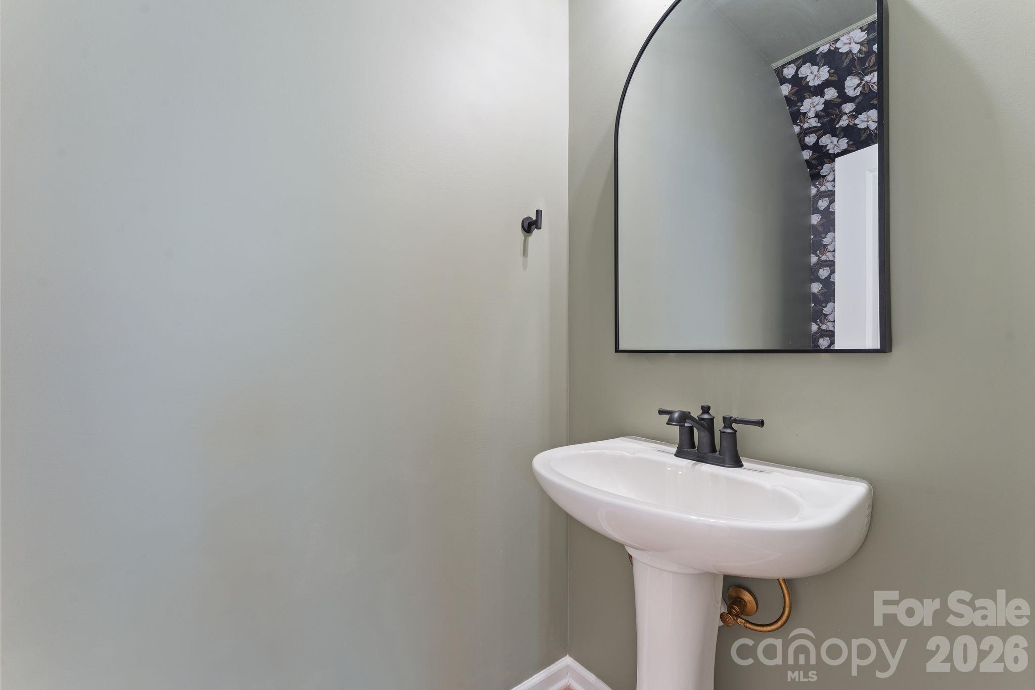 230 Quinn Road #21 — Matthews