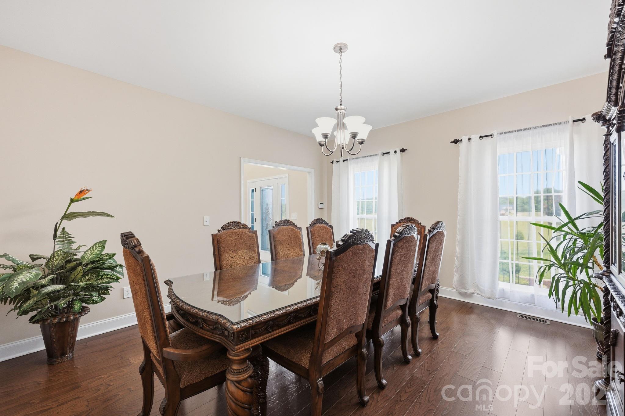 1434 Steeplechase Drive — Mount Pleasant
