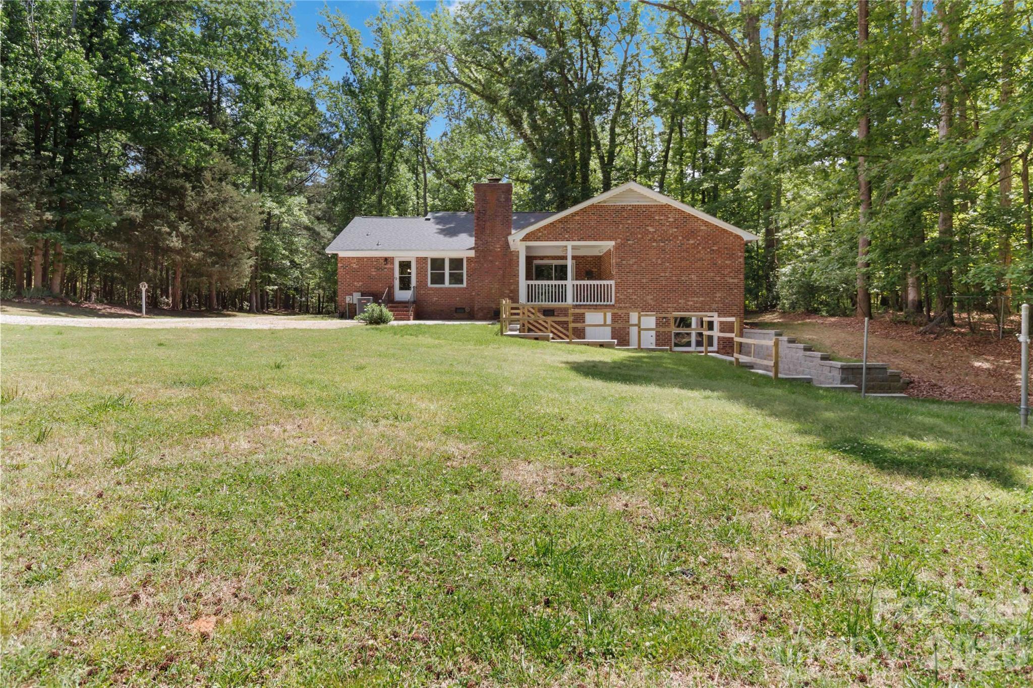 447 Partridge Place — York