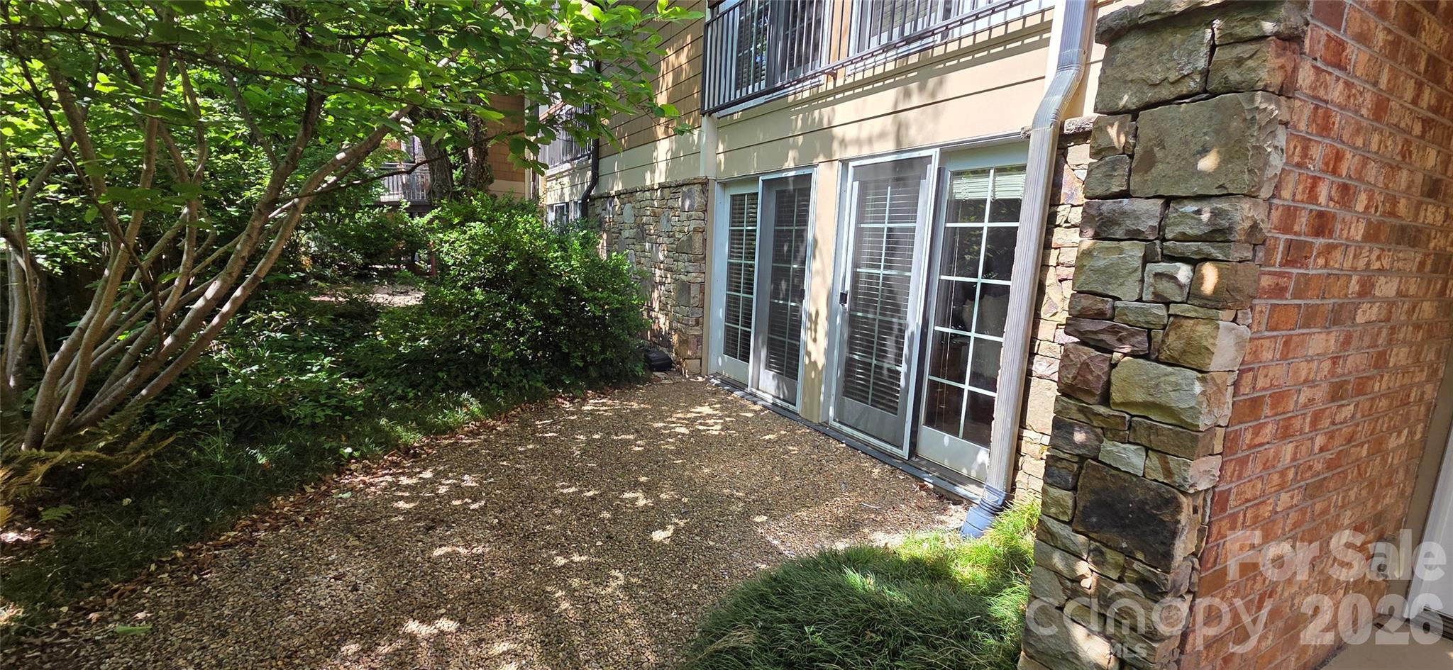 209 Bowling Park Road — Asheville