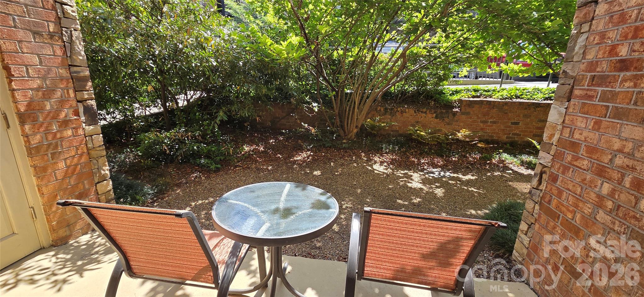 209 Bowling Park Road — Asheville