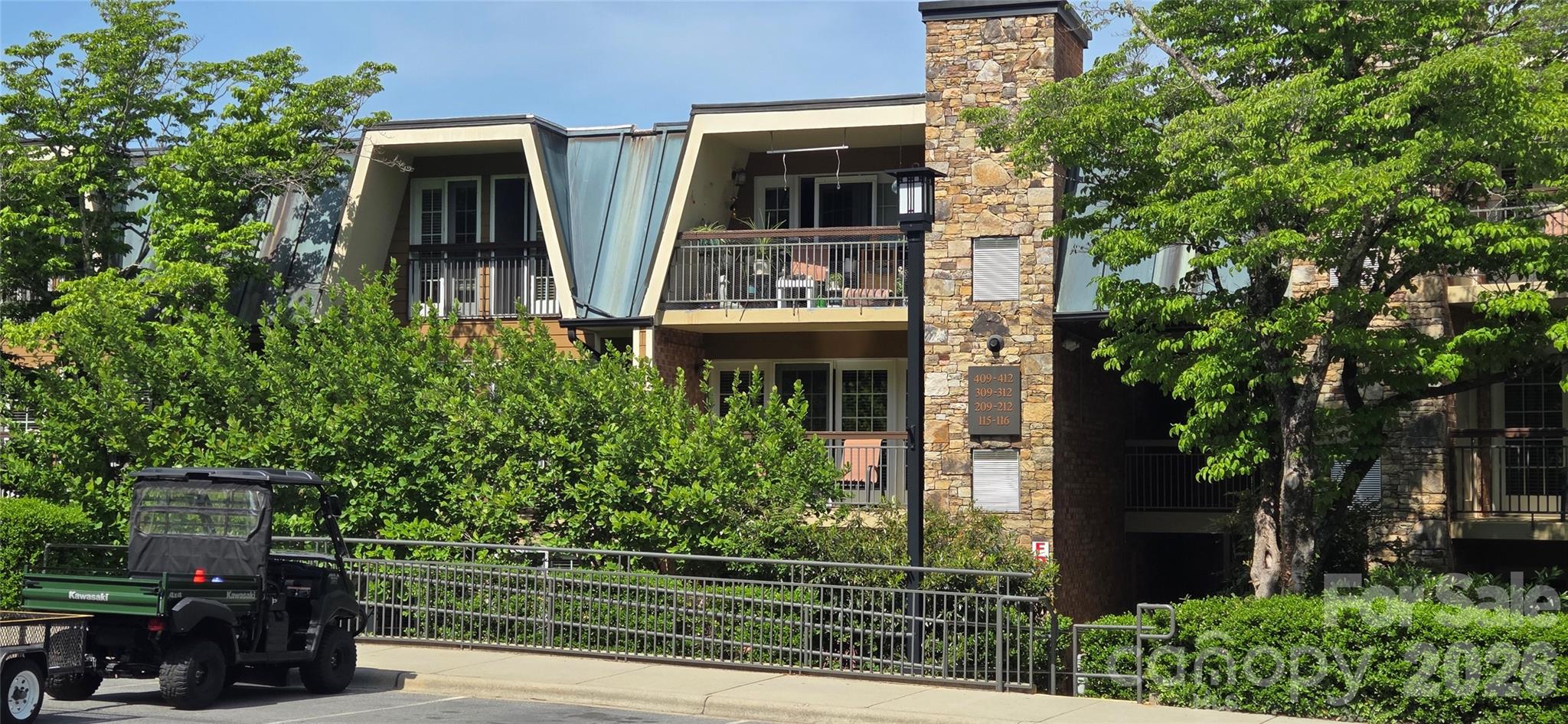 209 Bowling Park Road — Asheville