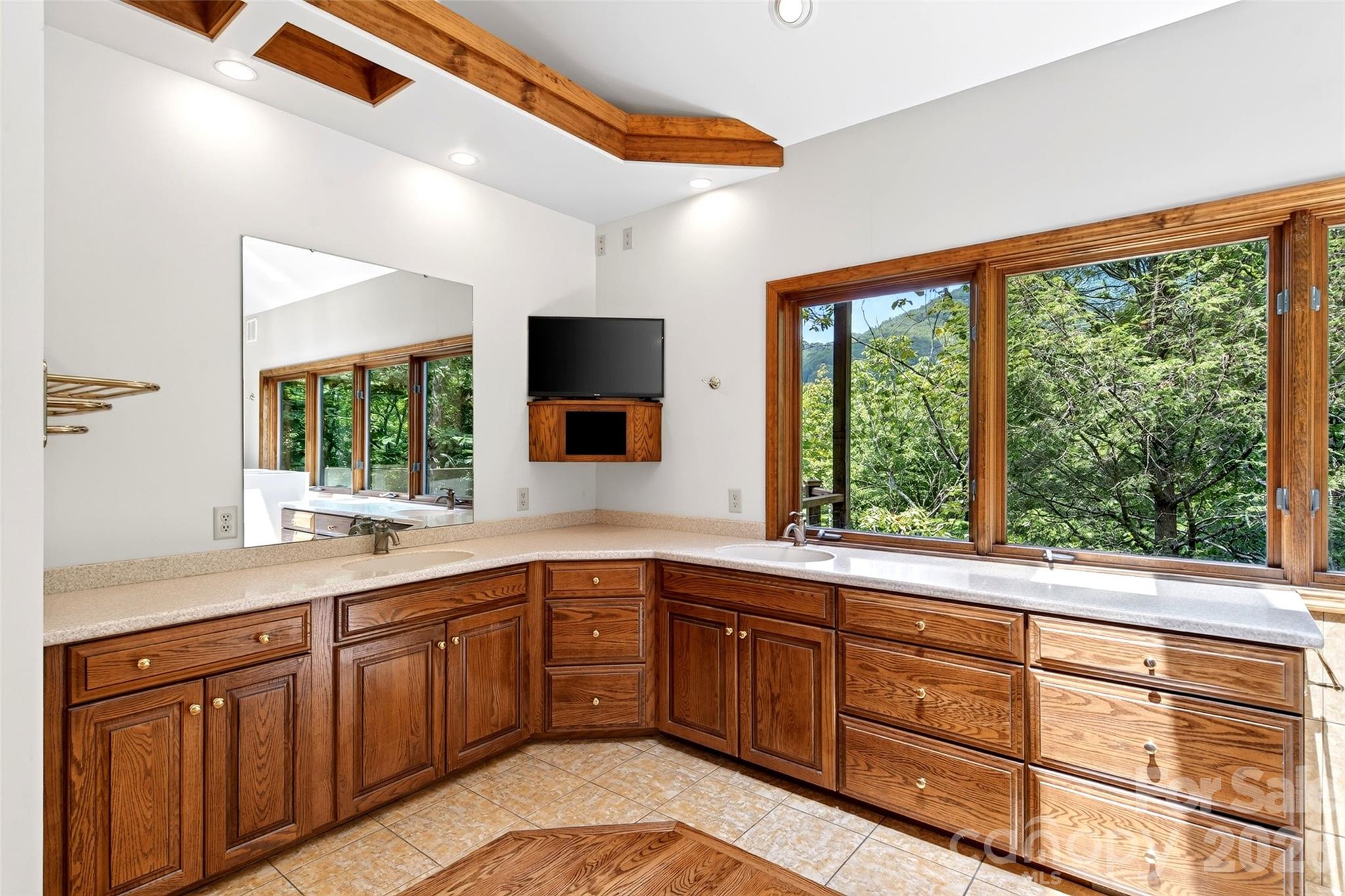 117 Shenandoah Terrace — Montreat