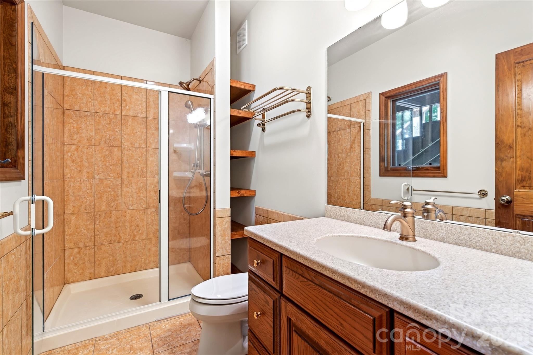 117 Shenandoah Terrace — Montreat