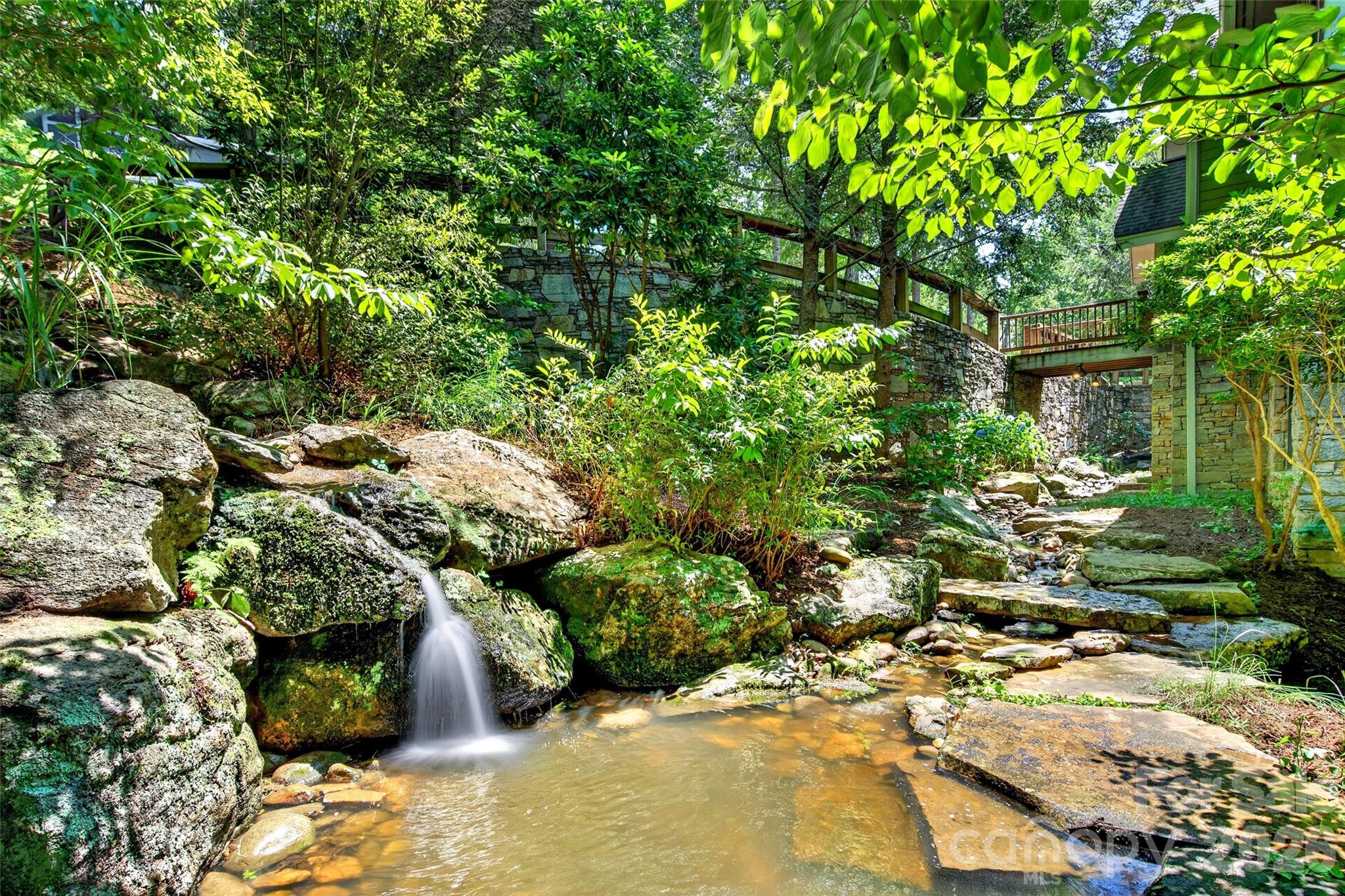 117 Shenandoah Terrace — Montreat