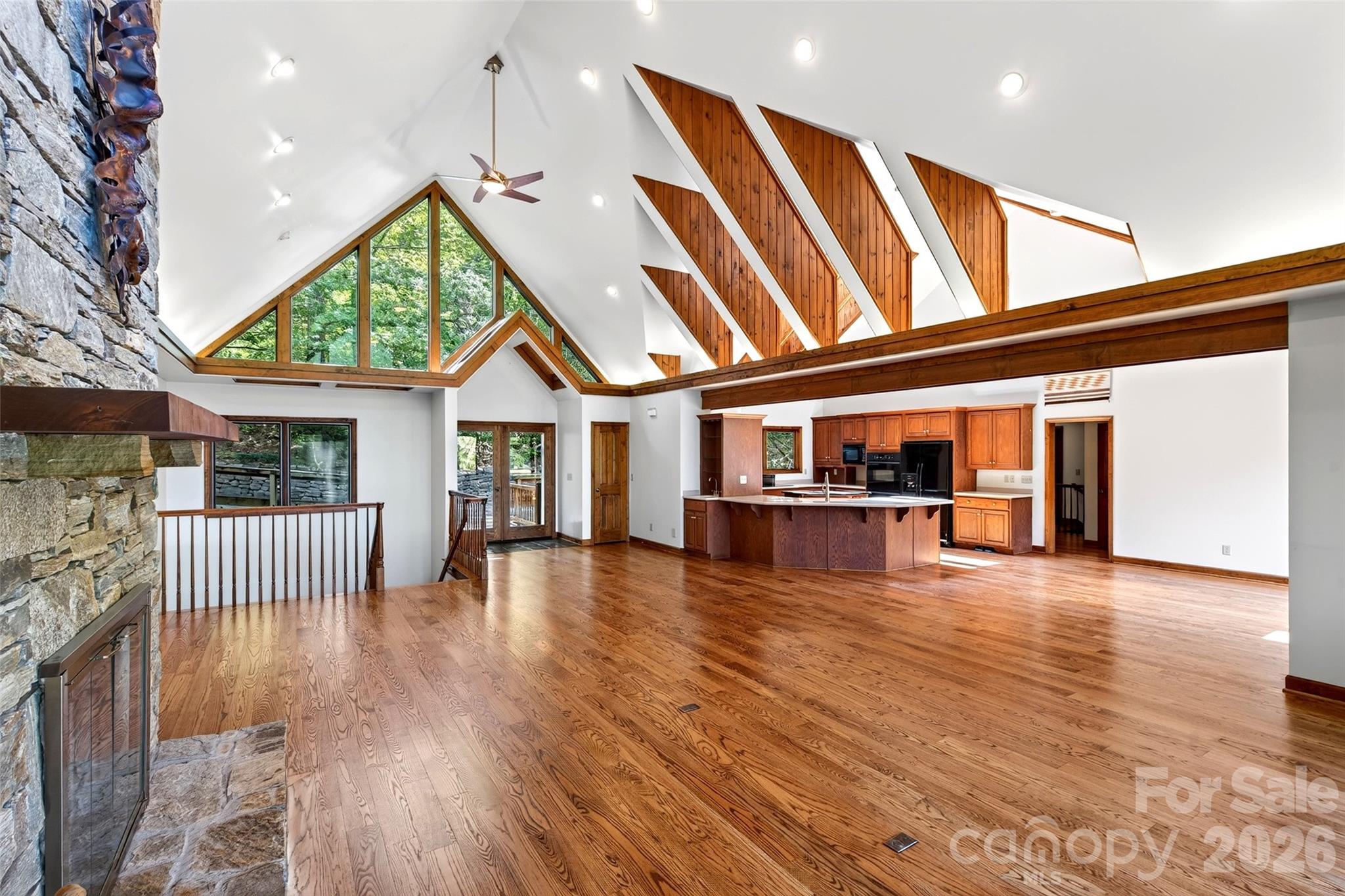 117 Shenandoah Terrace — Montreat