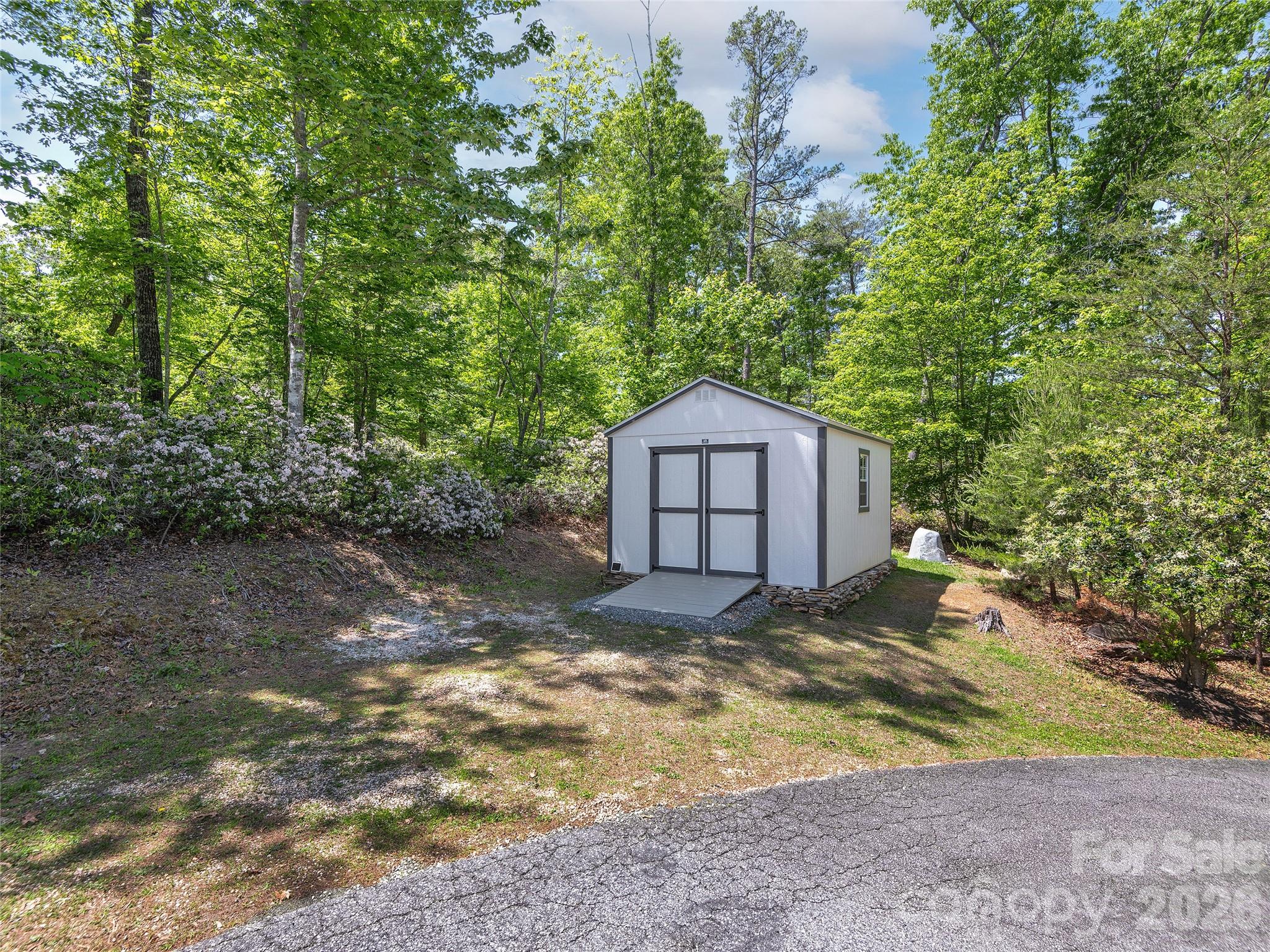 232 Wild Haven Way — Mill Spring