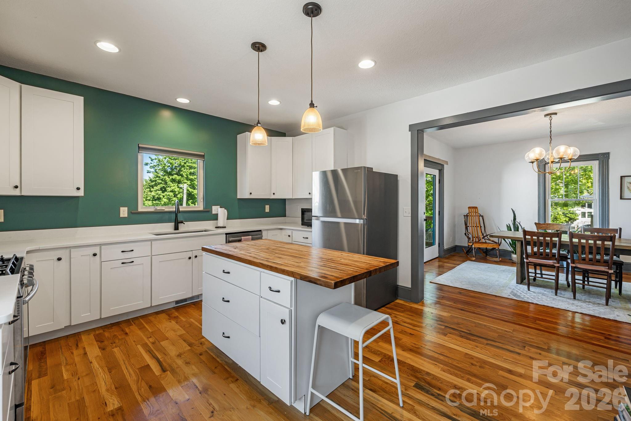 17 Ora Street — Asheville