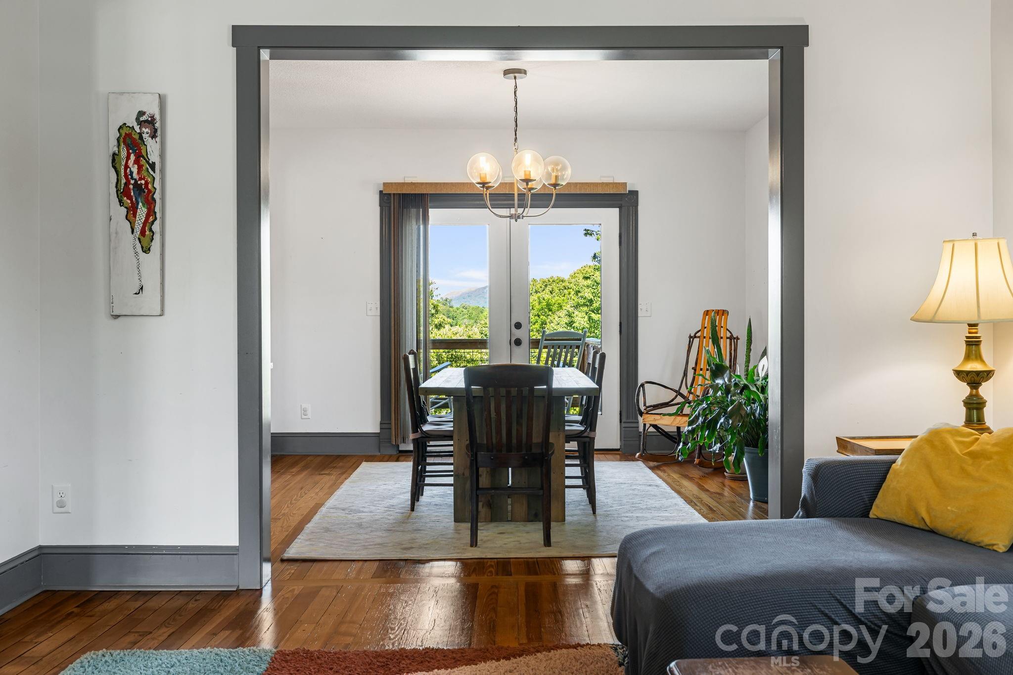 17 Ora Street — Asheville