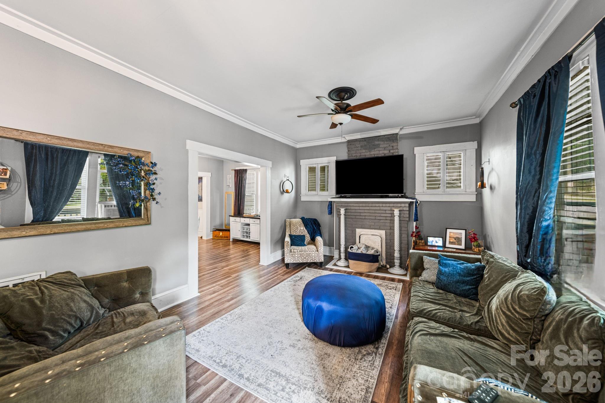 116 W 4th Avenue — Gastonia