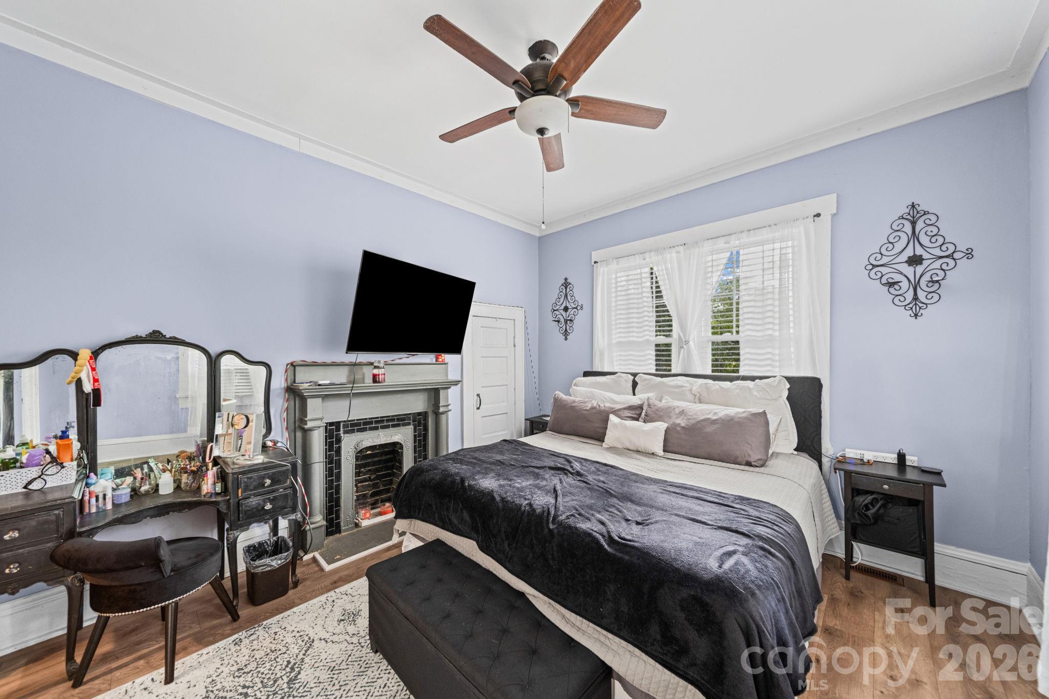 116 W 4th Avenue — Gastonia