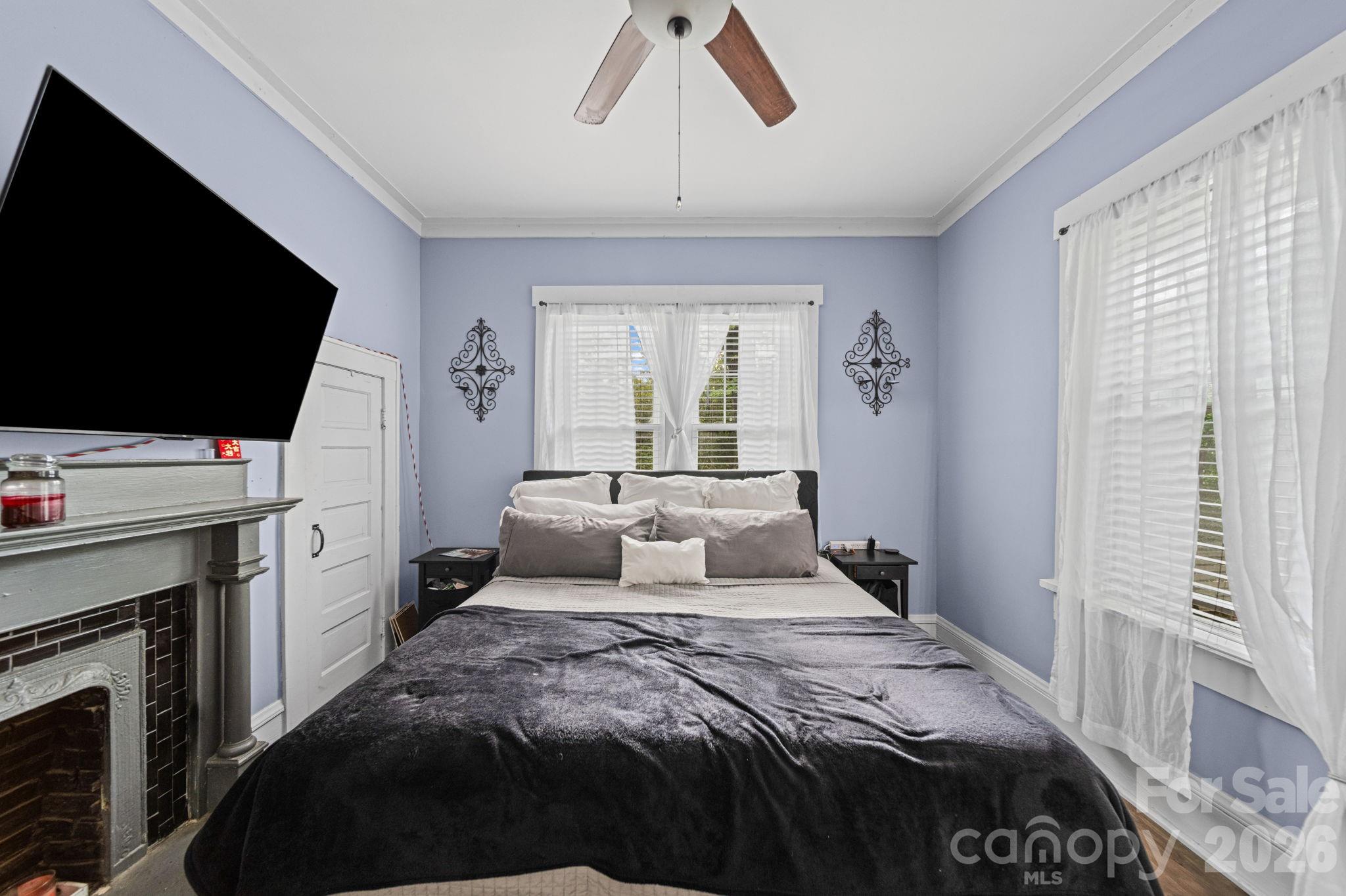 116 W 4th Avenue — Gastonia