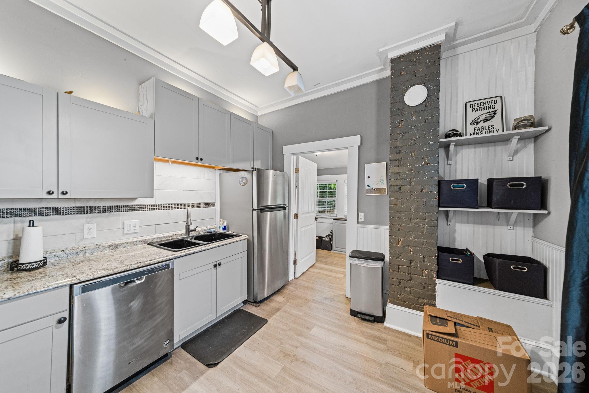 116 W 4th Avenue — Gastonia