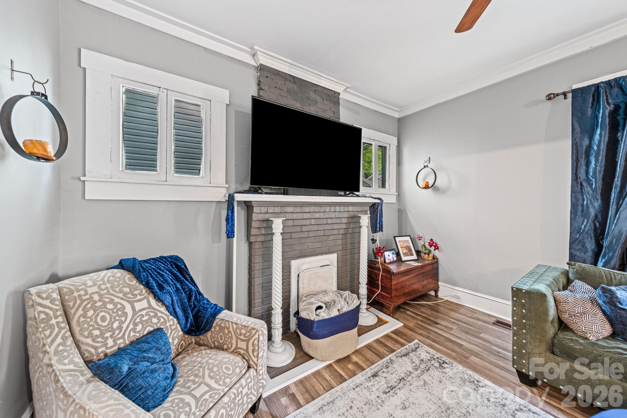 116 W 4th Avenue — Gastonia