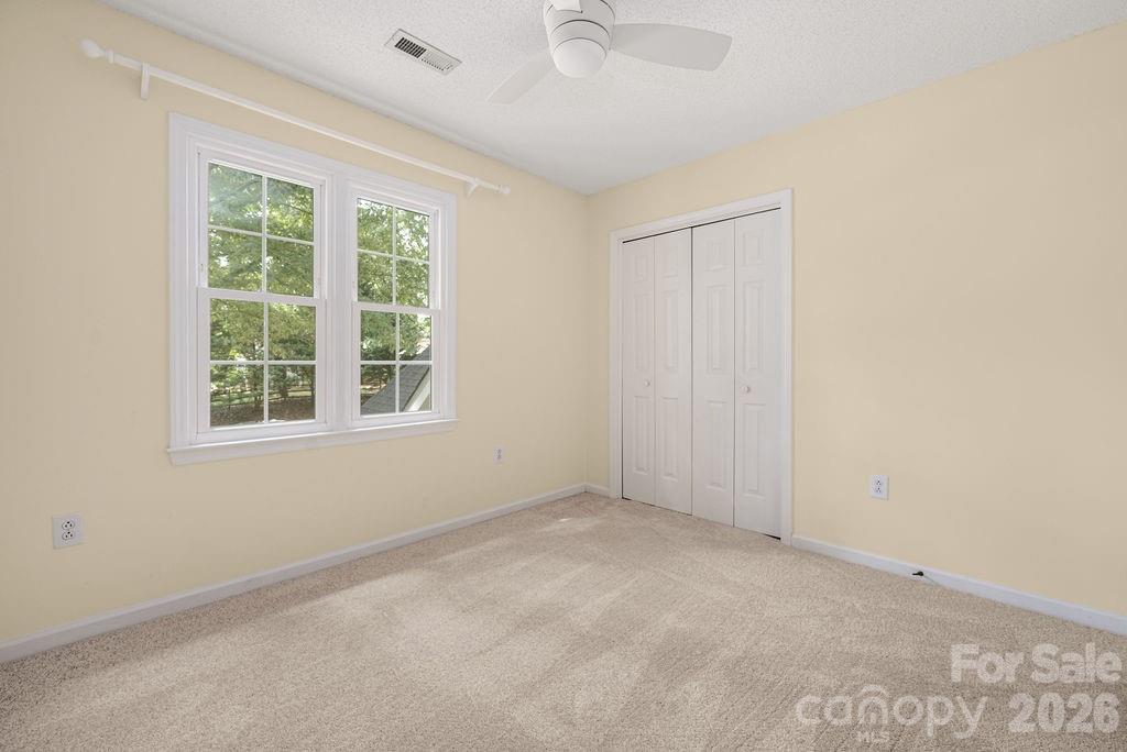 5217 Fairvista Drive — Charlotte