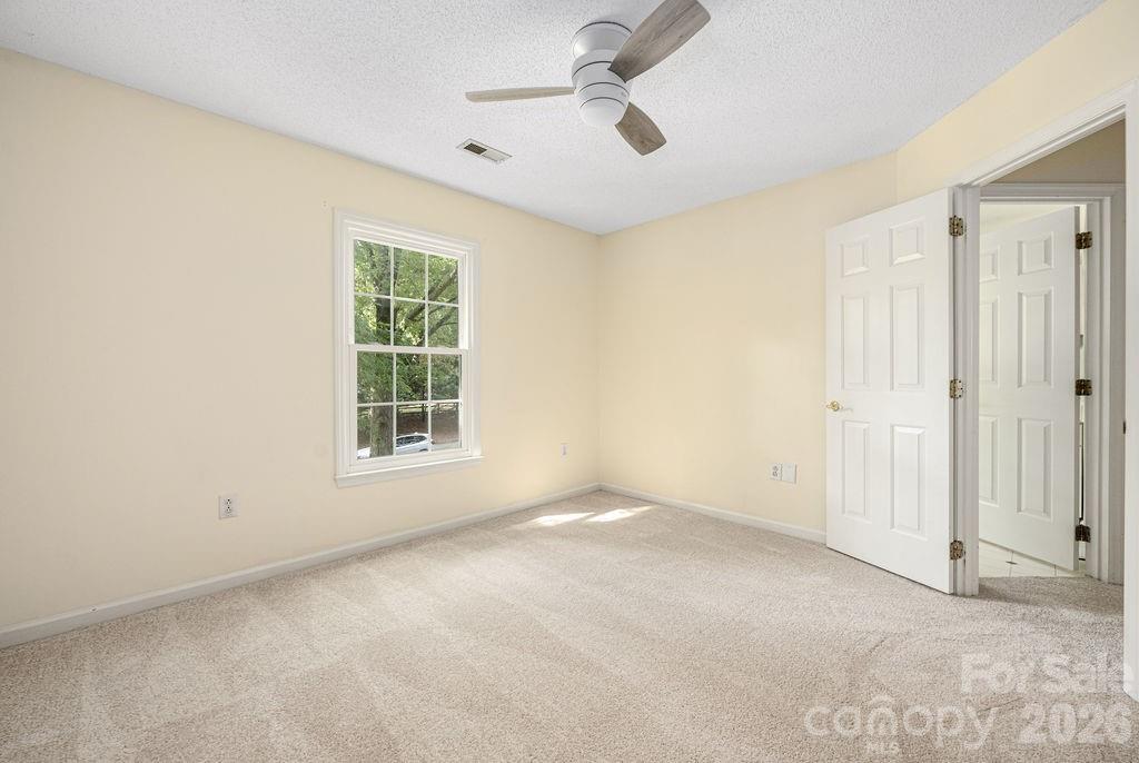 5217 Fairvista Drive — Charlotte