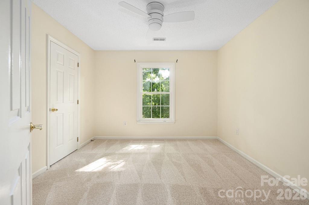 5217 Fairvista Drive — Charlotte