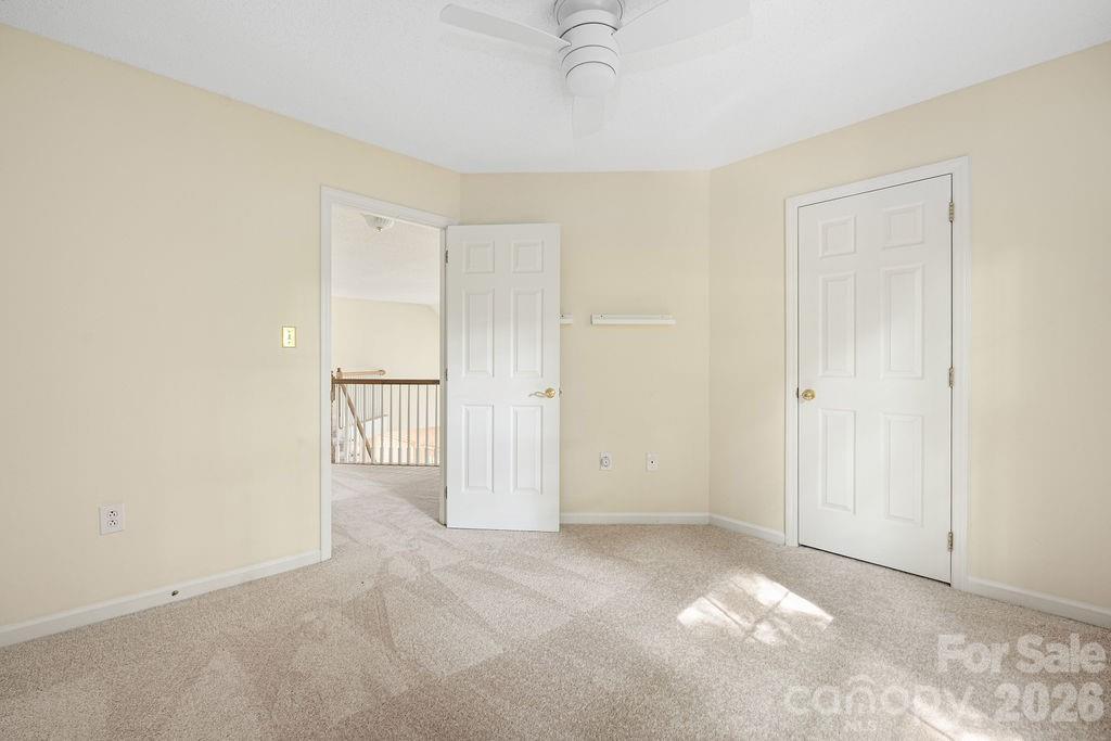 5217 Fairvista Drive — Charlotte