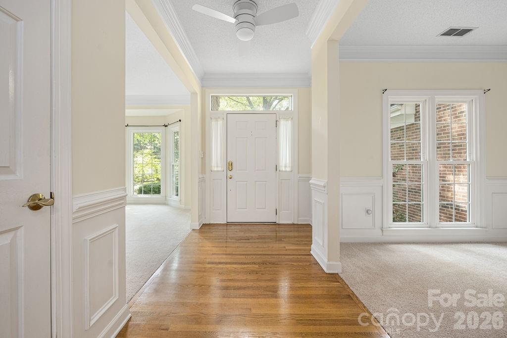 5217 Fairvista Drive — Charlotte