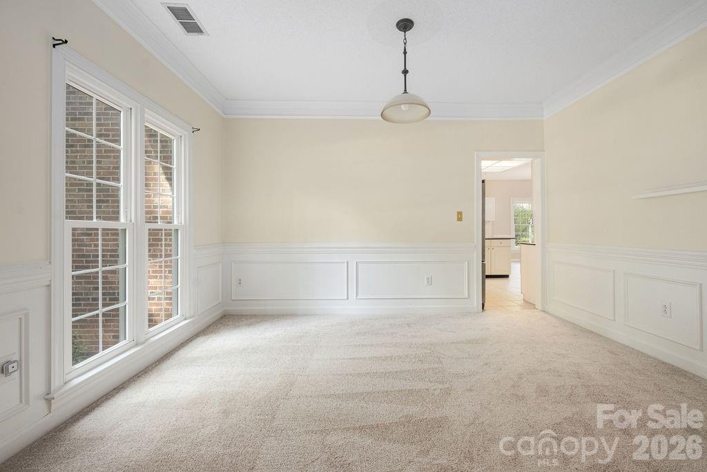 5217 Fairvista Drive — Charlotte