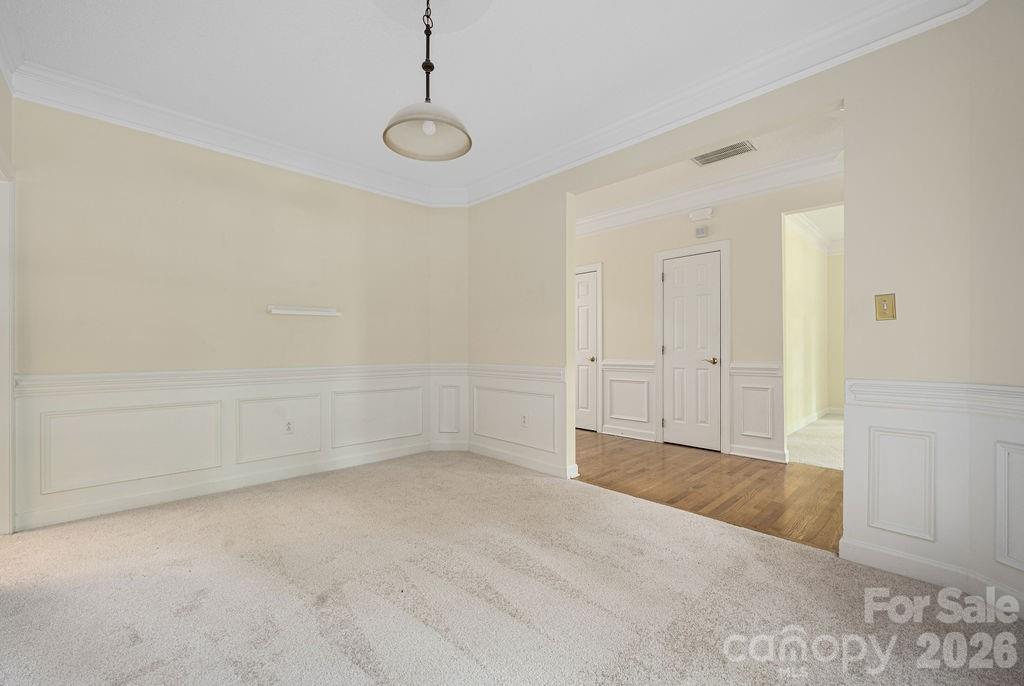 5217 Fairvista Drive — Charlotte
