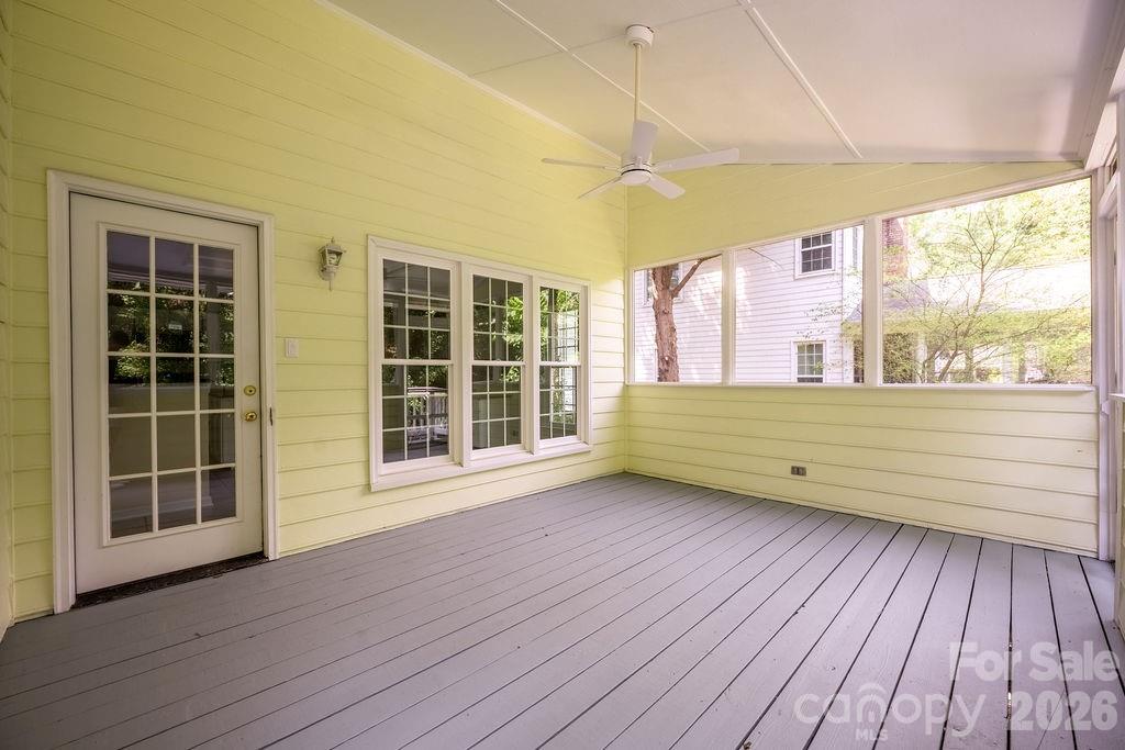 5217 Fairvista Drive — Charlotte