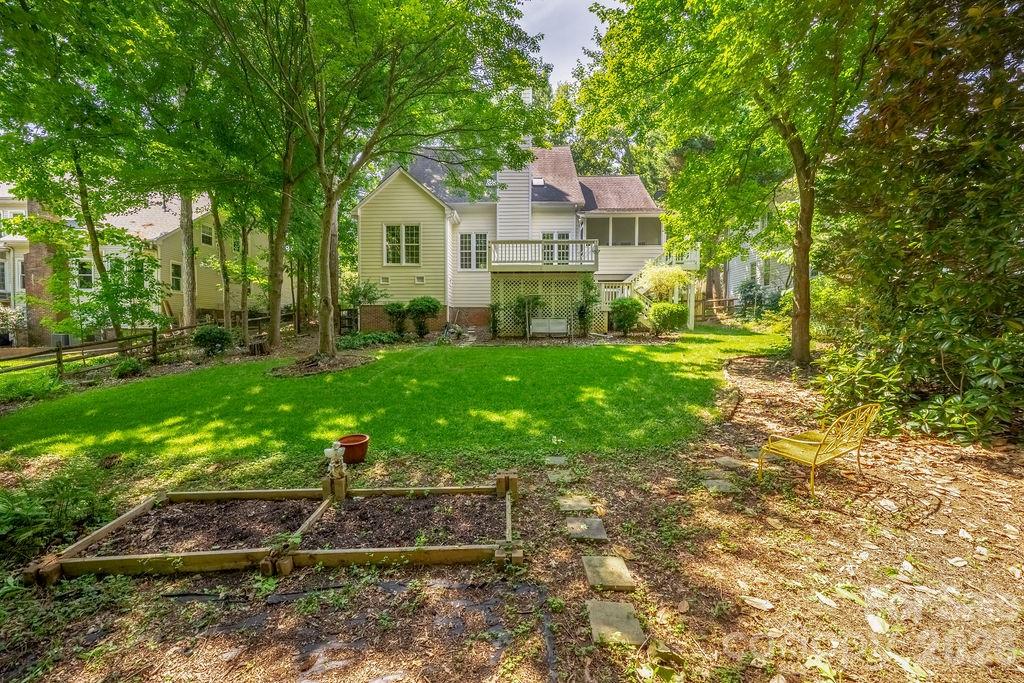 5217 Fairvista Drive — Charlotte