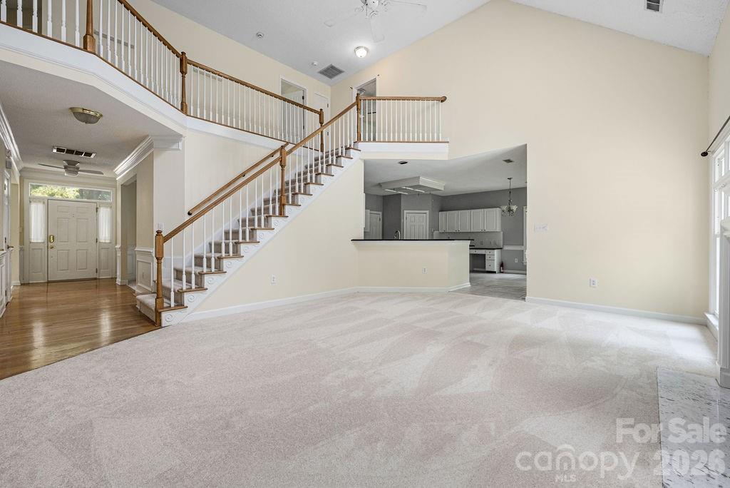 5217 Fairvista Drive — Charlotte