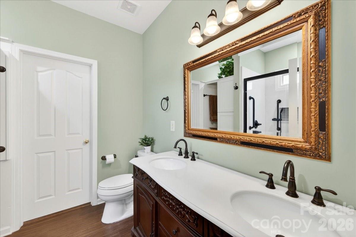 16046 Stuarts Draft Court — Charlotte