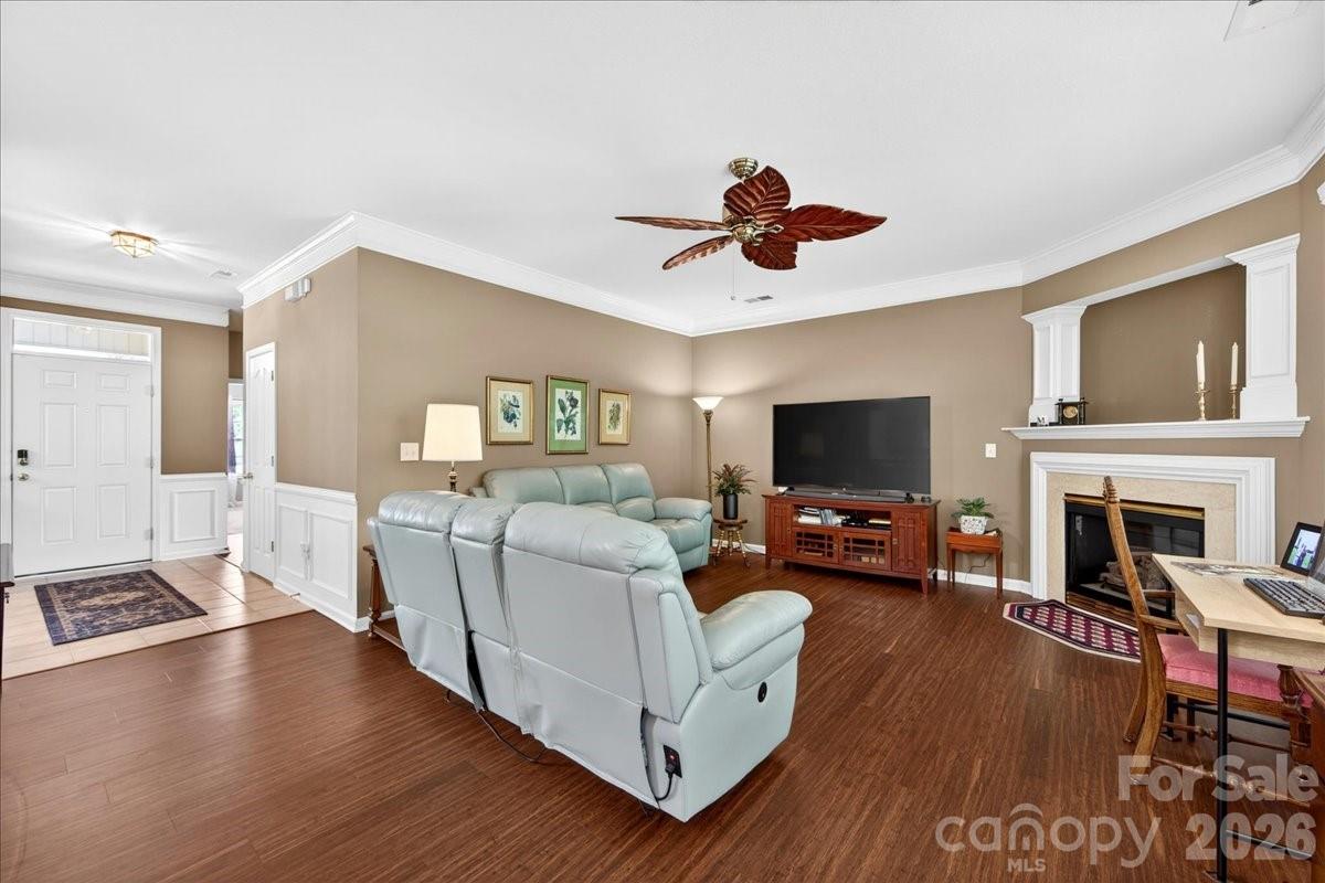 16046 Stuarts Draft Court — Charlotte