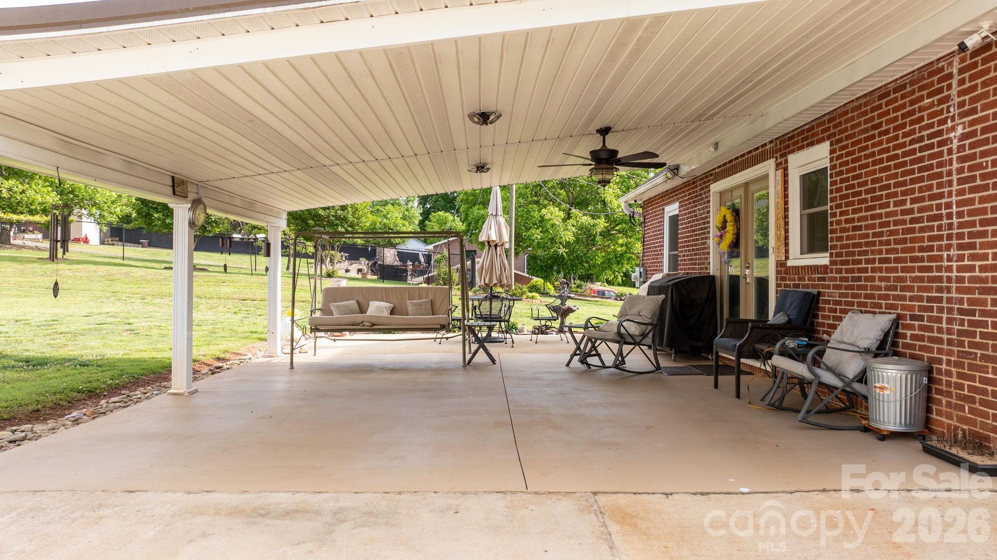 2582 Startown Road — Newton