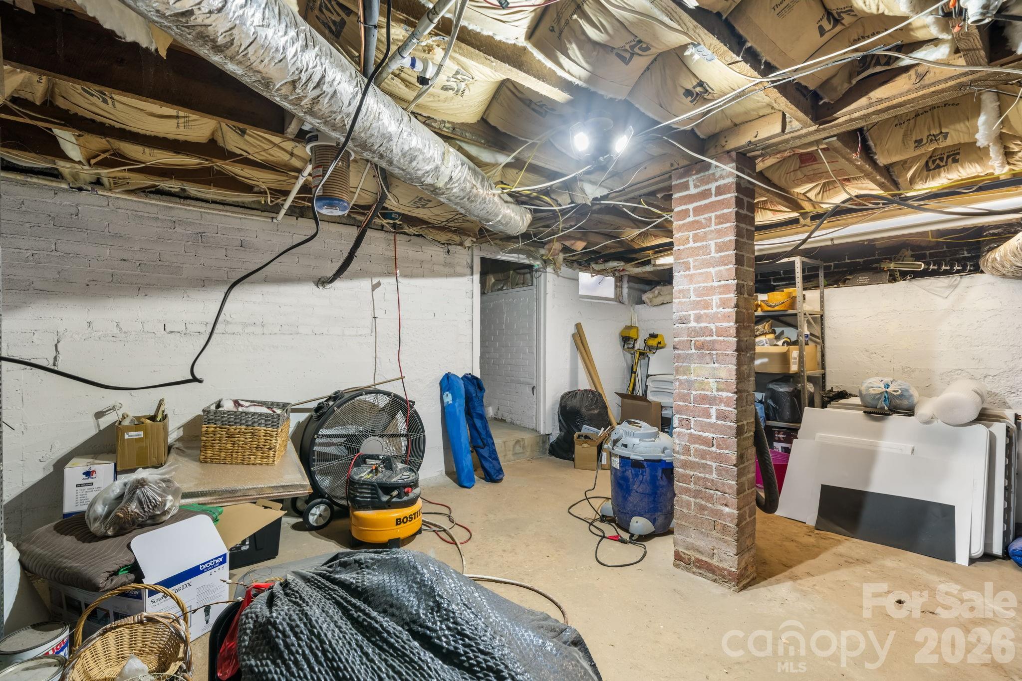 2582 Startown Road — Newton