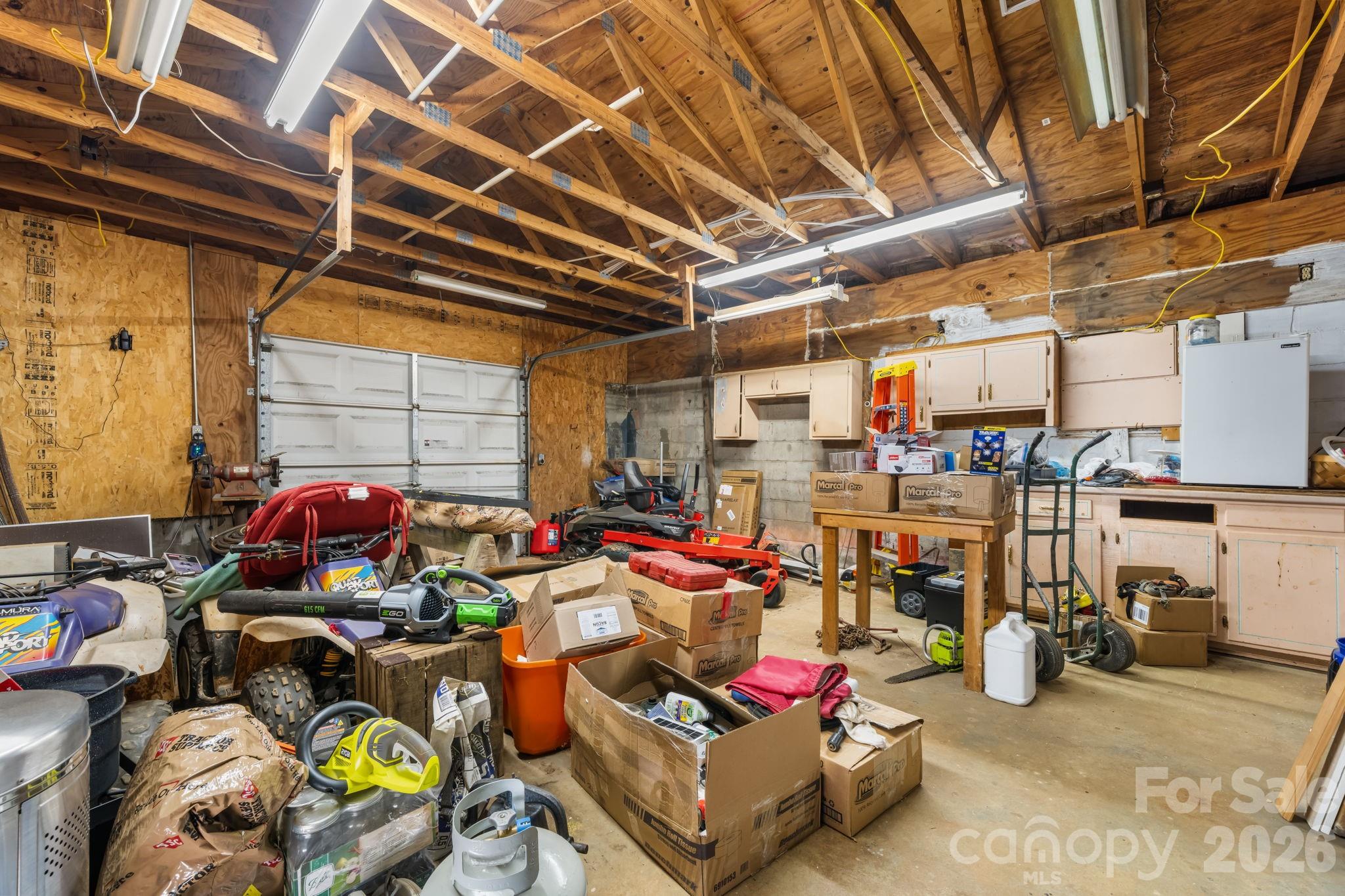 2582 Startown Road — Newton