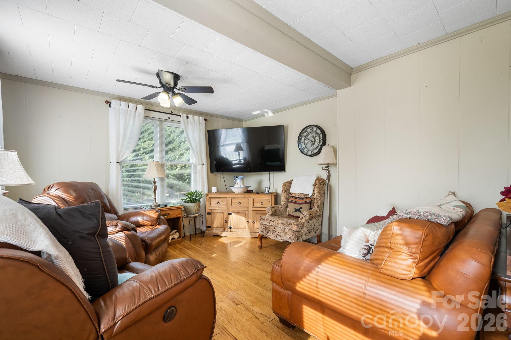 2582 Startown Road — Newton