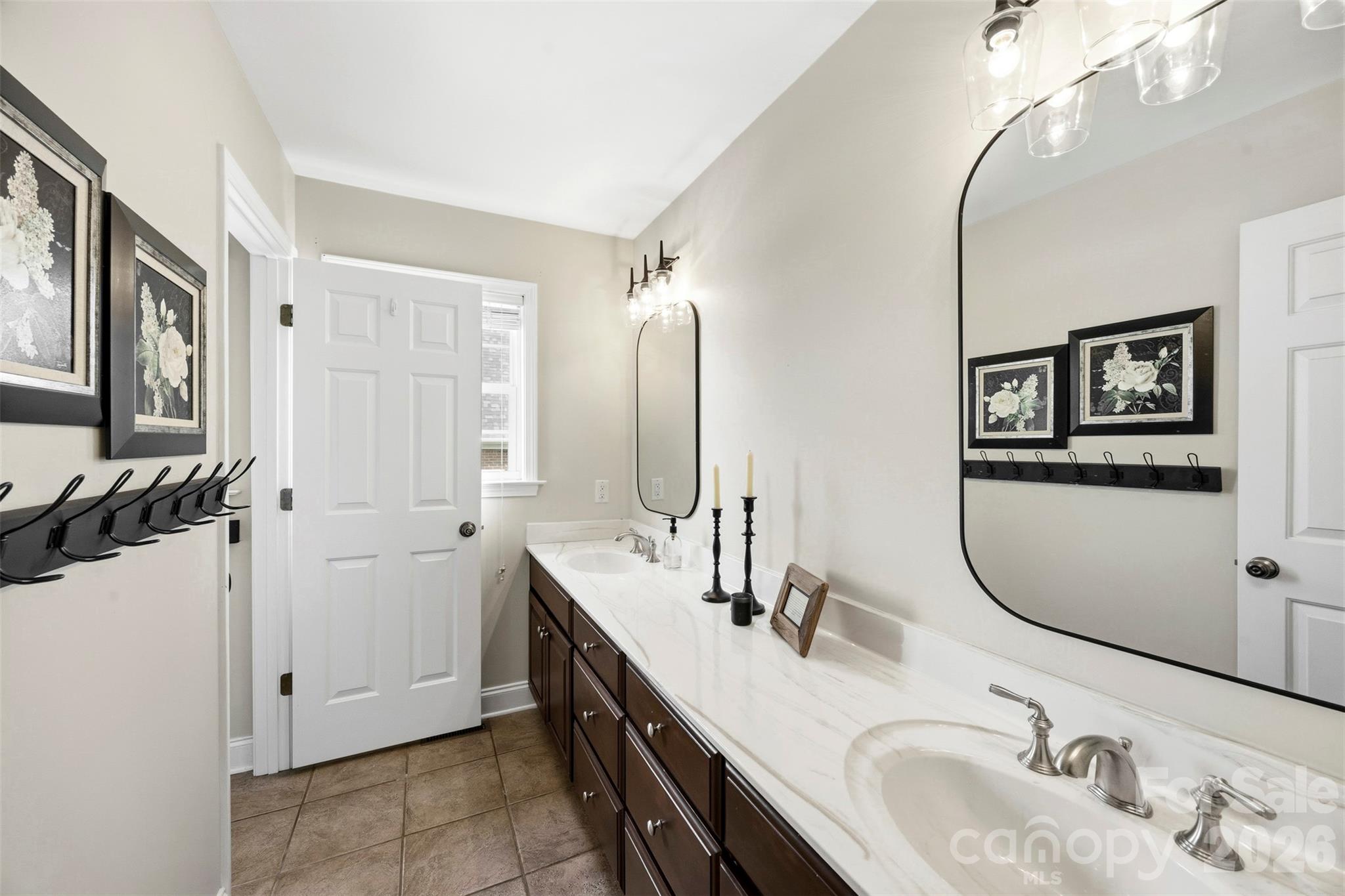 220 Landry Drive — Kings Mountain