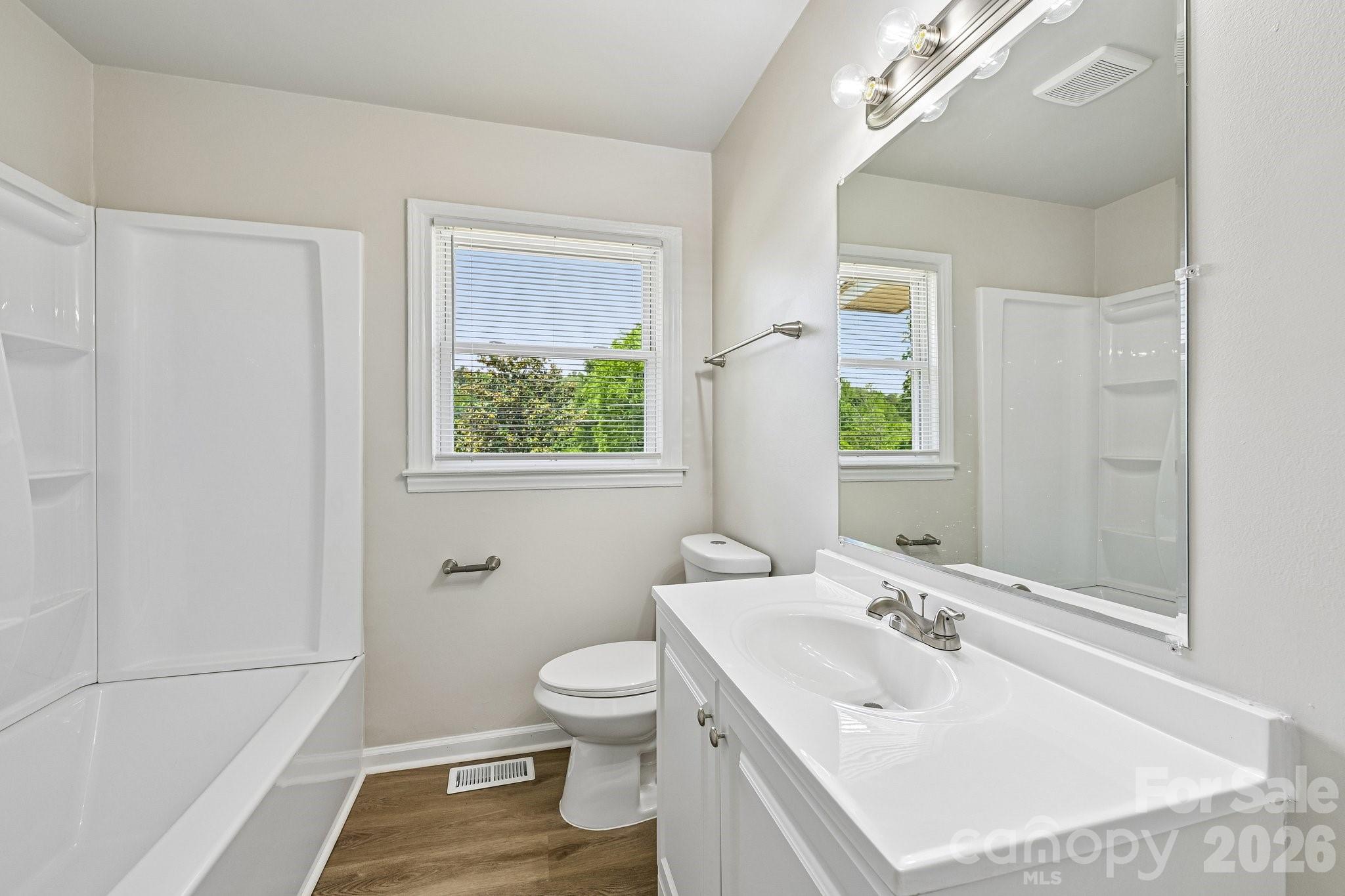 3935 Crestridge Drive — Charlotte