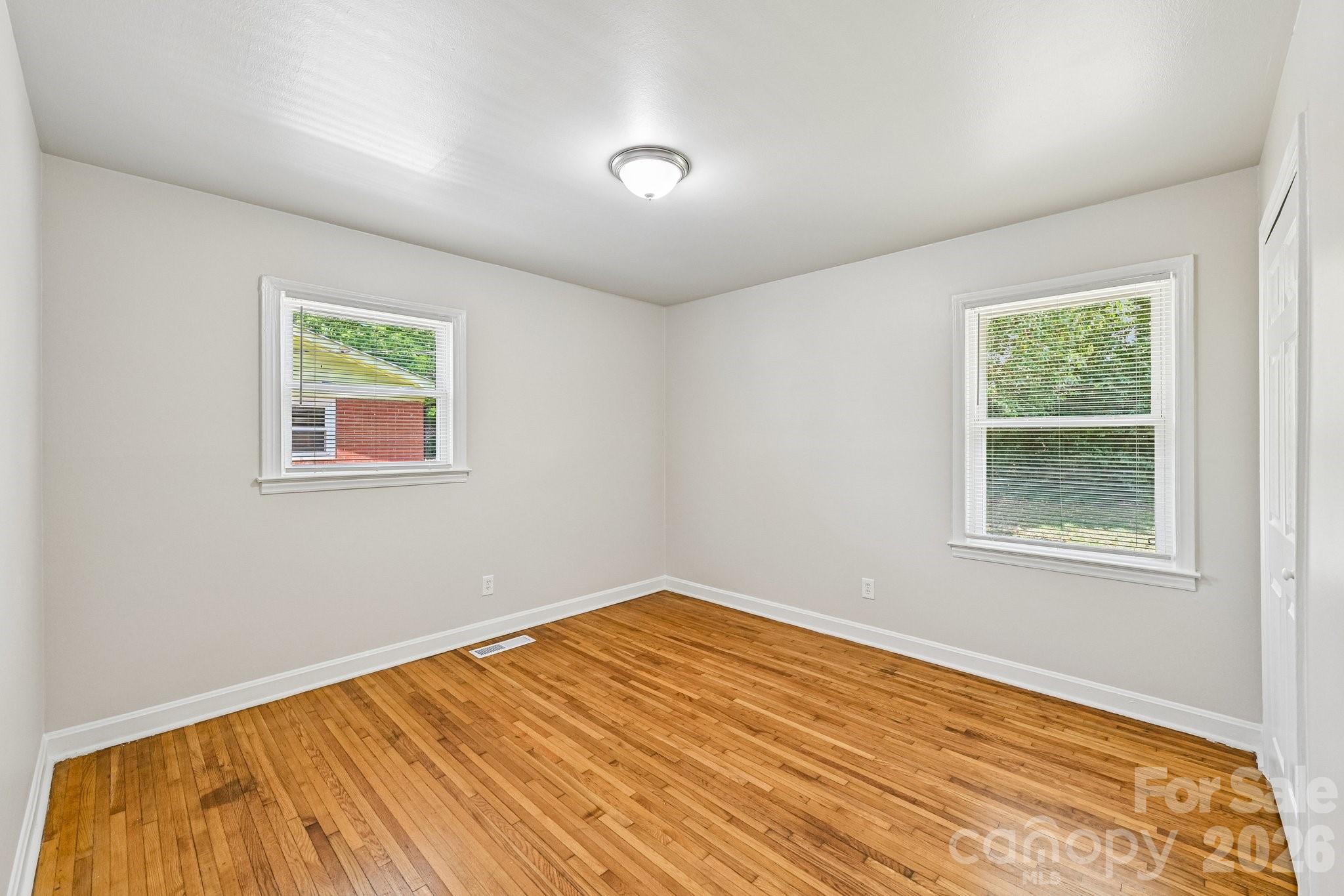 3935 Crestridge Drive — Charlotte