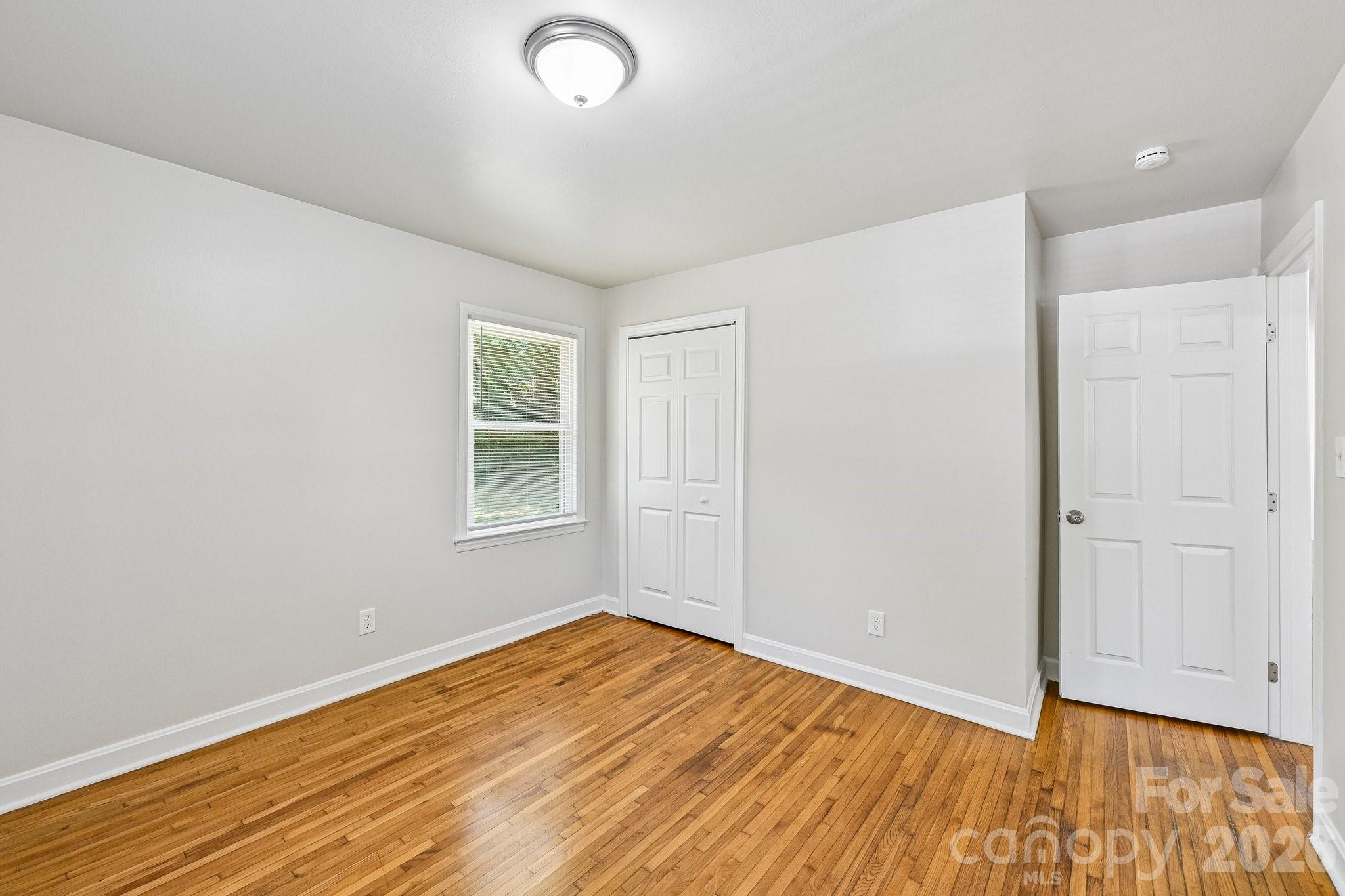 3935 Crestridge Drive — Charlotte