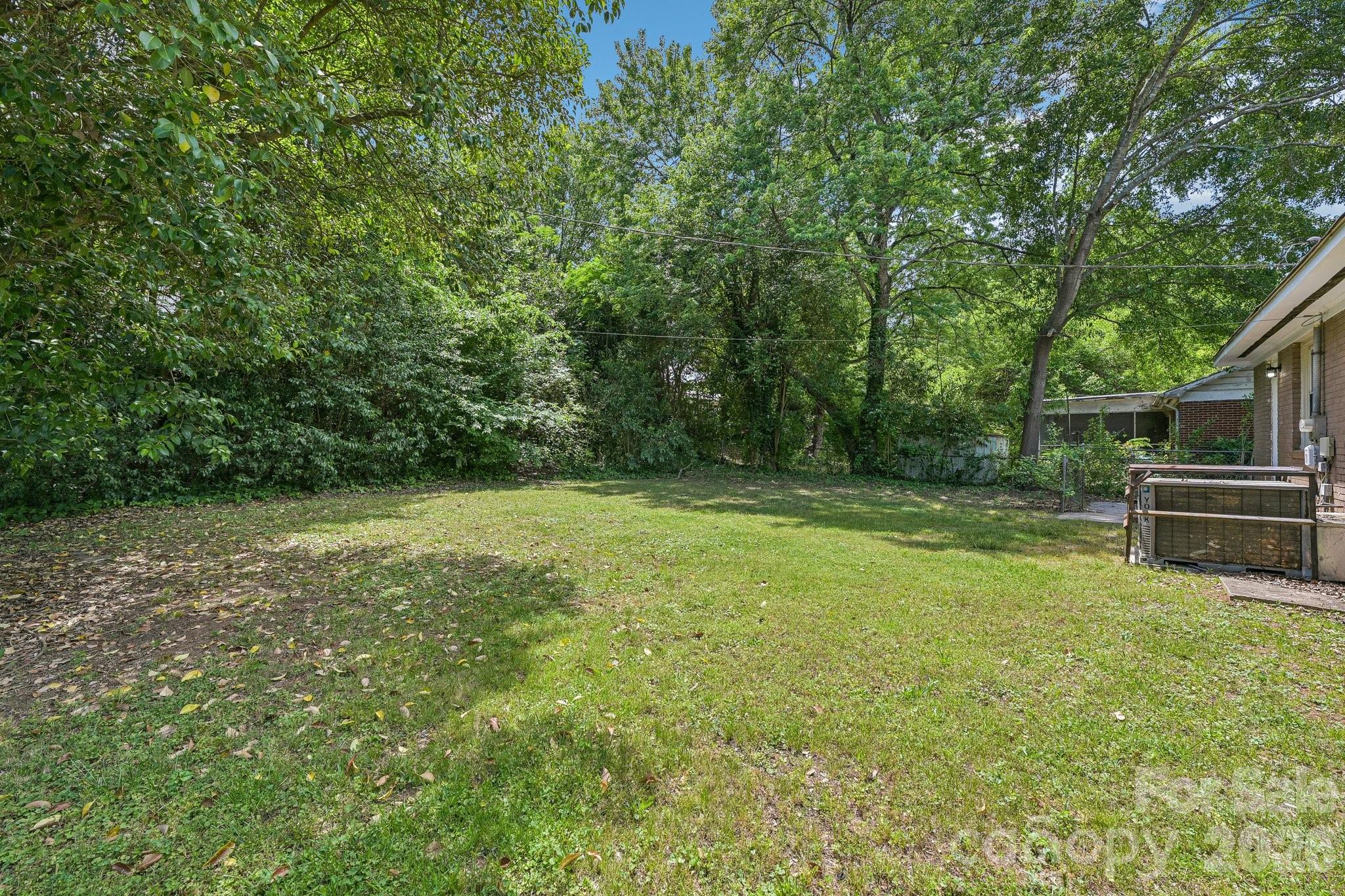 3935 Crestridge Drive — Charlotte