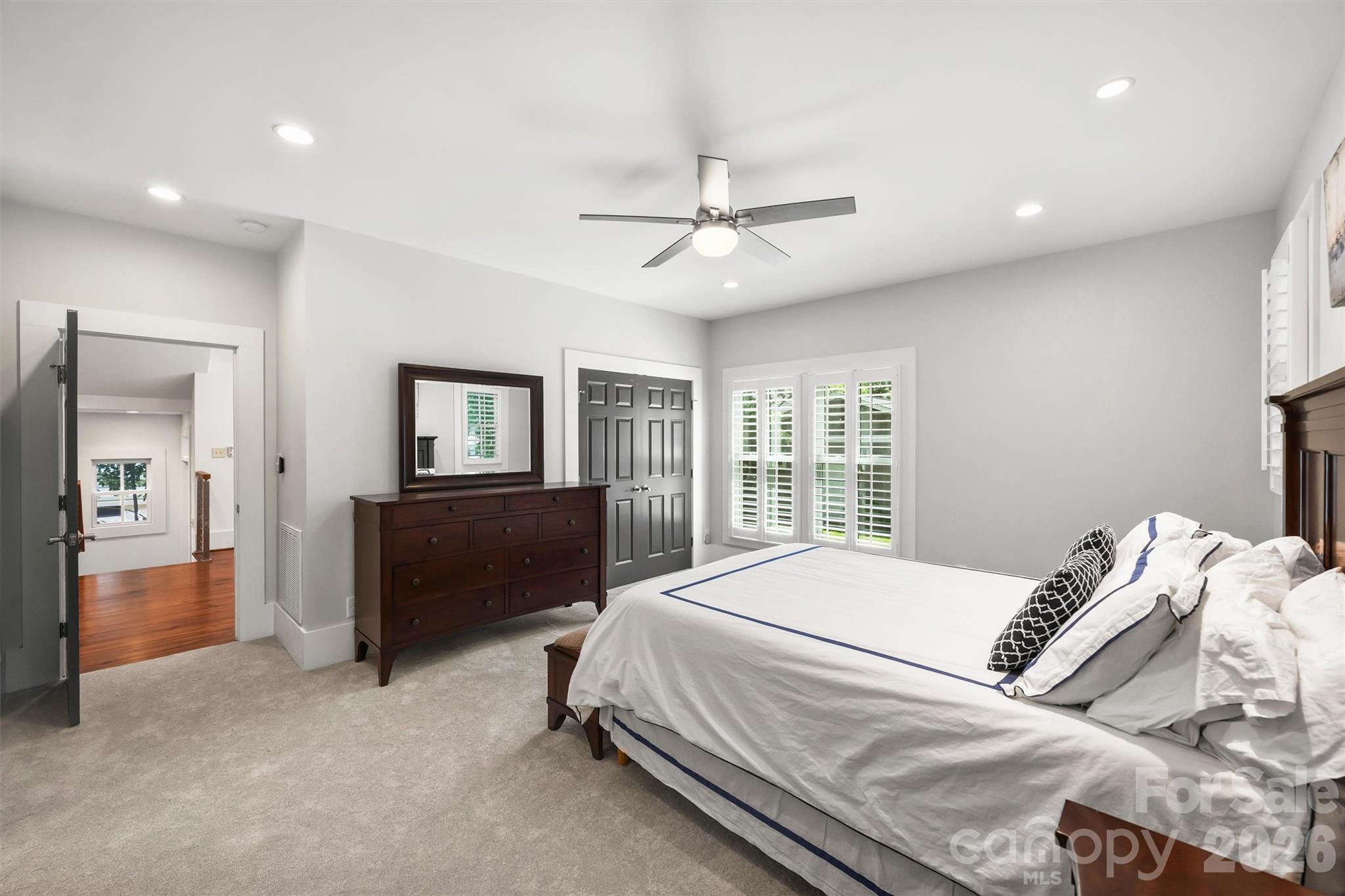1919 Springdale Avenue — Charlotte